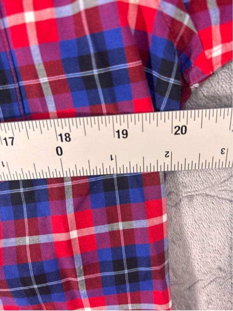 Jos. A. Bank Men's Jos. A. Bank Plaid Button Down Shirt Size S Red Blue Size US L / EU 52-54 / 3 - 3 Thumbnail