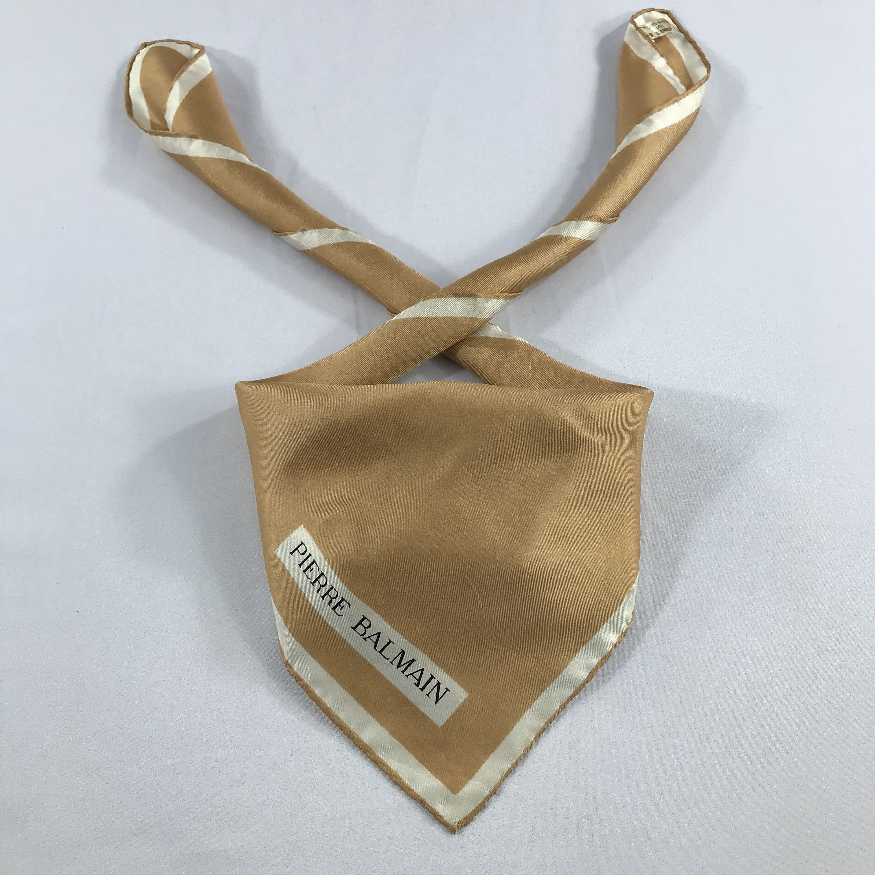 Pierre Balmain × Vintage Pierre Balmain Bandana / Handkerchief / Neckerchief -S2213 Size ONE SIZE - 3 Thumbnail