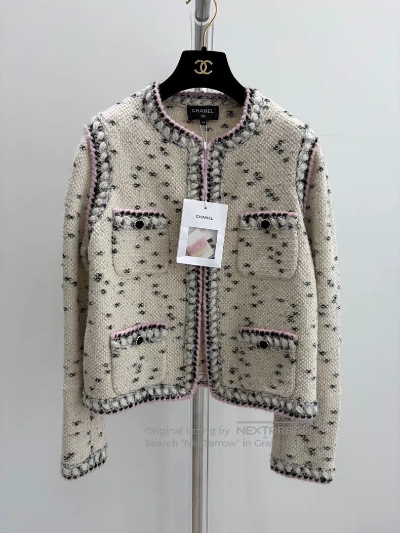 Chanel Chanel Castle series polka dot cashmere four-pocket knitte Size XS / US 0-2 / IT 36-38 - 1 Thumbnail