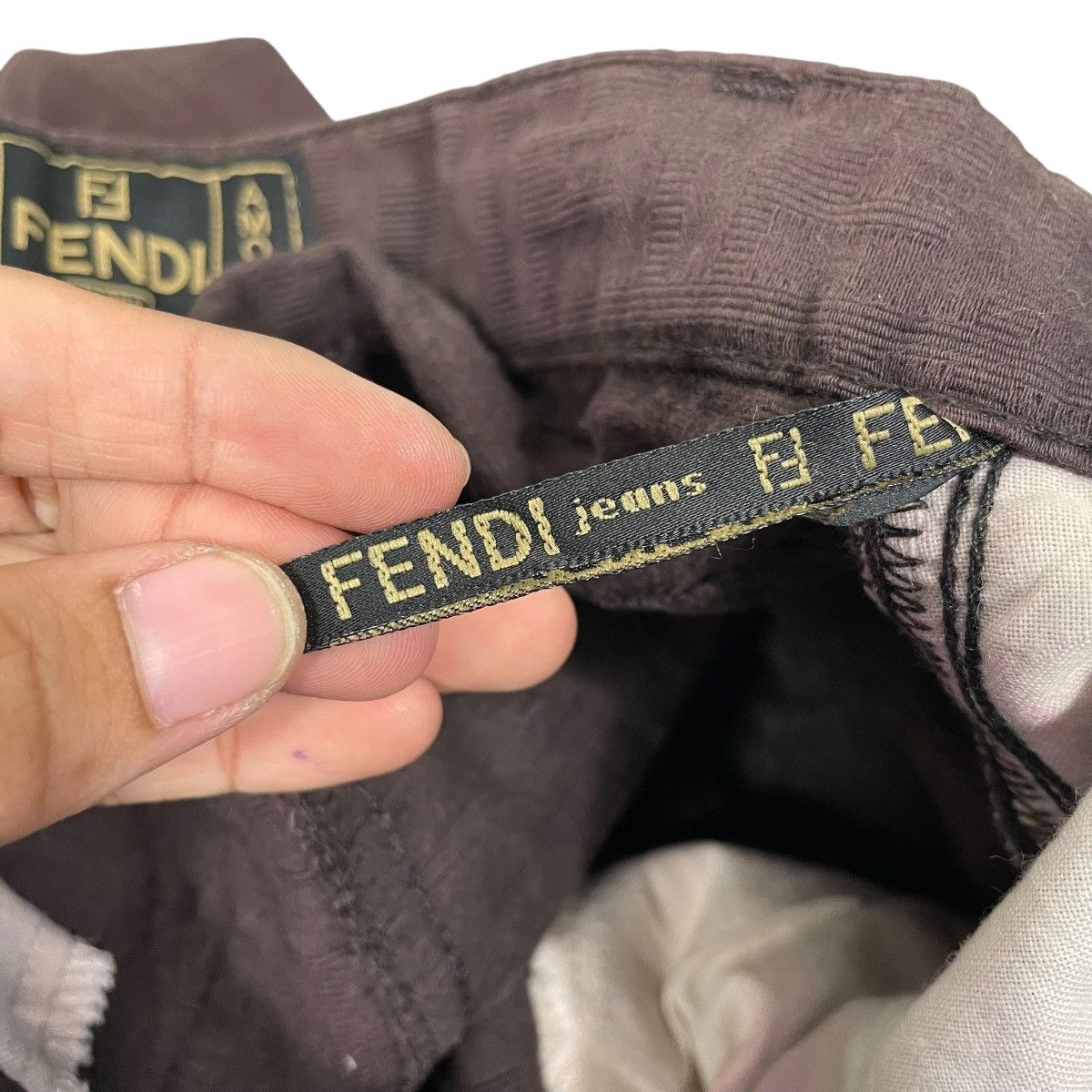Fendi Vintage Fendi Zucca Skirt Size 27" / US 4 / IT 40 - 14 Thumbnail