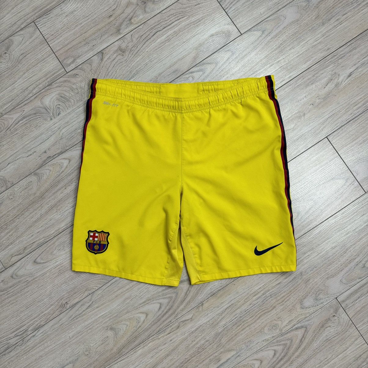 Nike Nike FC Barcelona 2012/2013 Away Football Shorts Size US 34 / EU 50 - 1 Thumbnail
