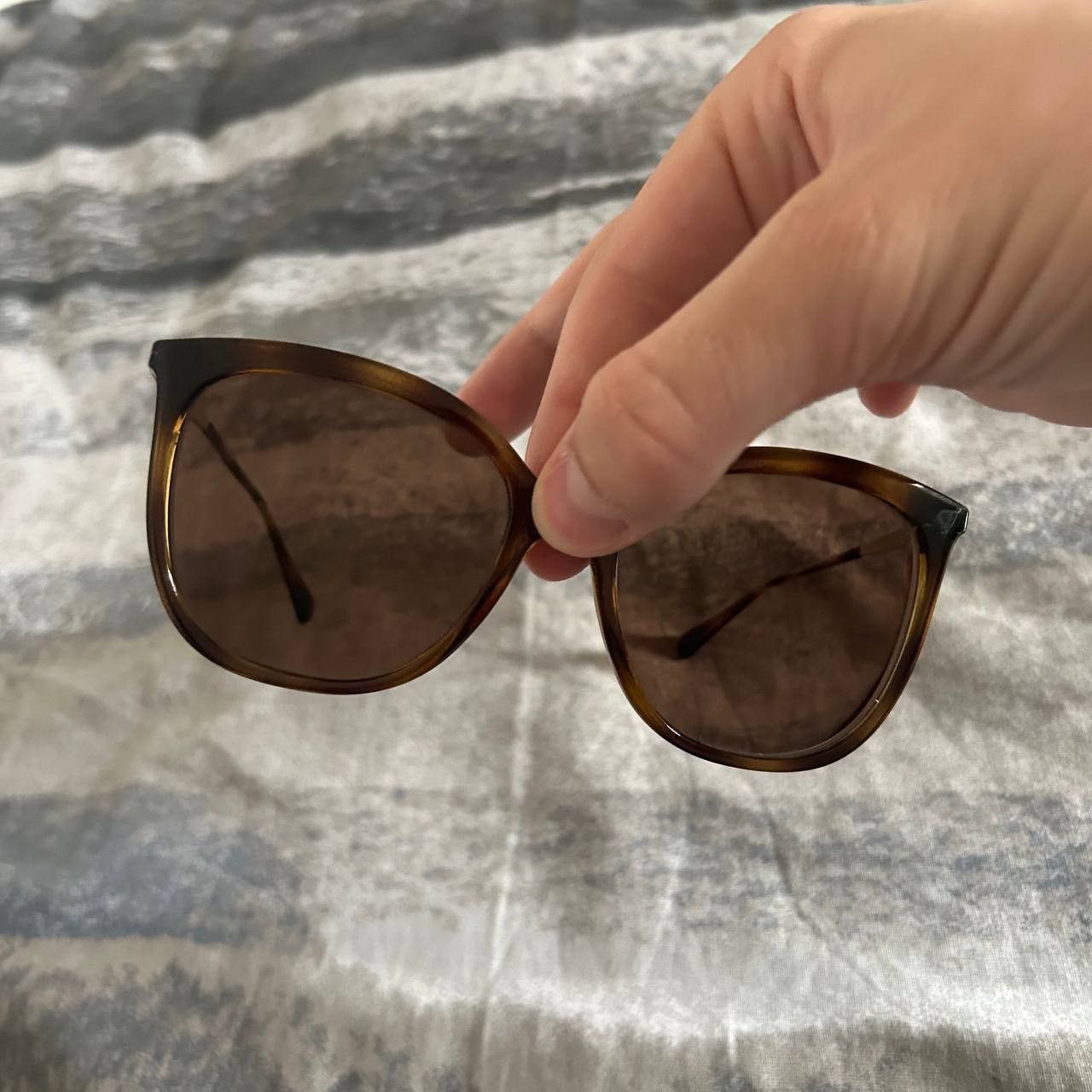 Polo Ralph Lauren Elegant Ralph Lauren Sunglasses Size ONE SIZE - 4 Thumbnail