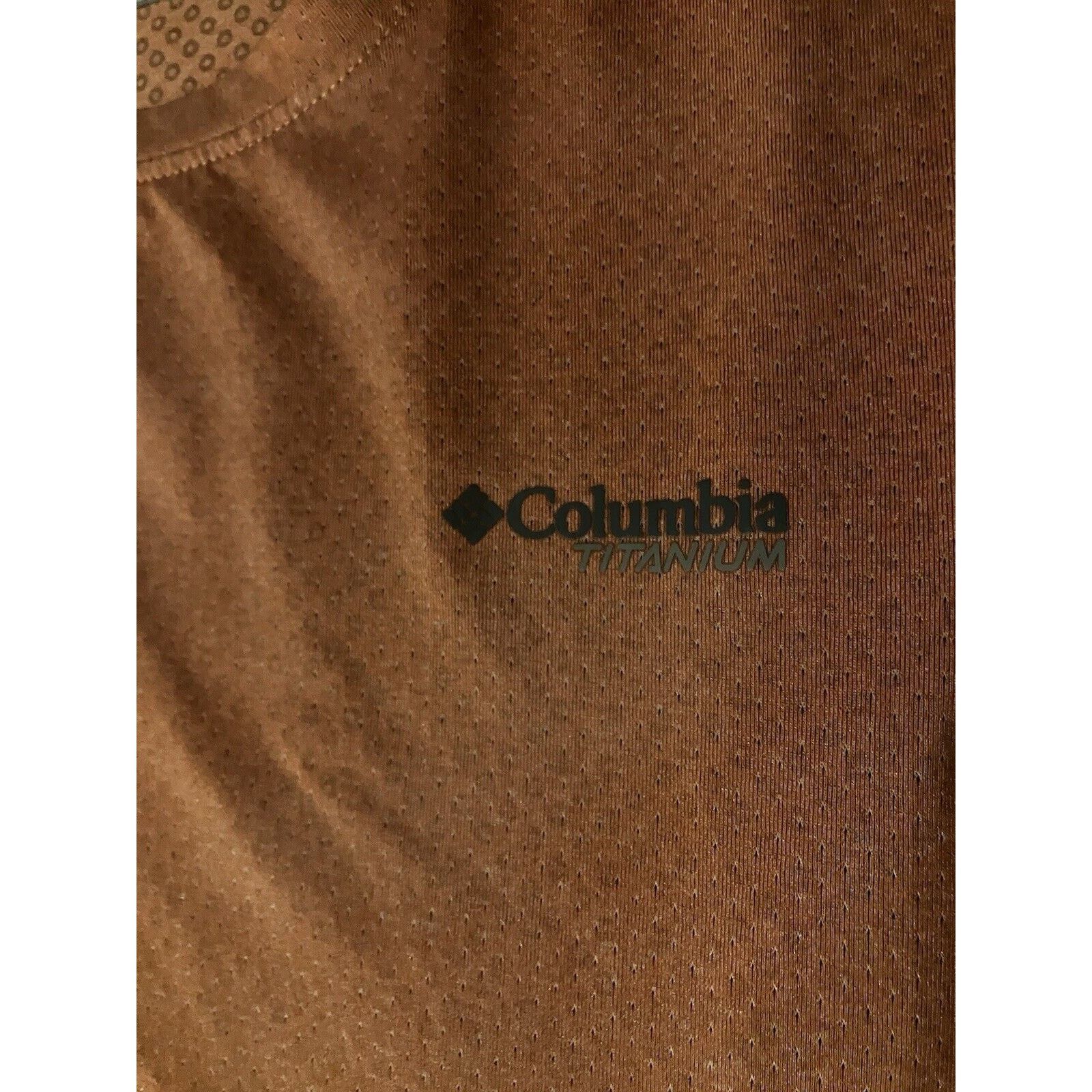 The North Face Bundle of 3 shirts North Face and Columbia size M Size US M / EU 48-50 / 2 - 7 Thumbnail