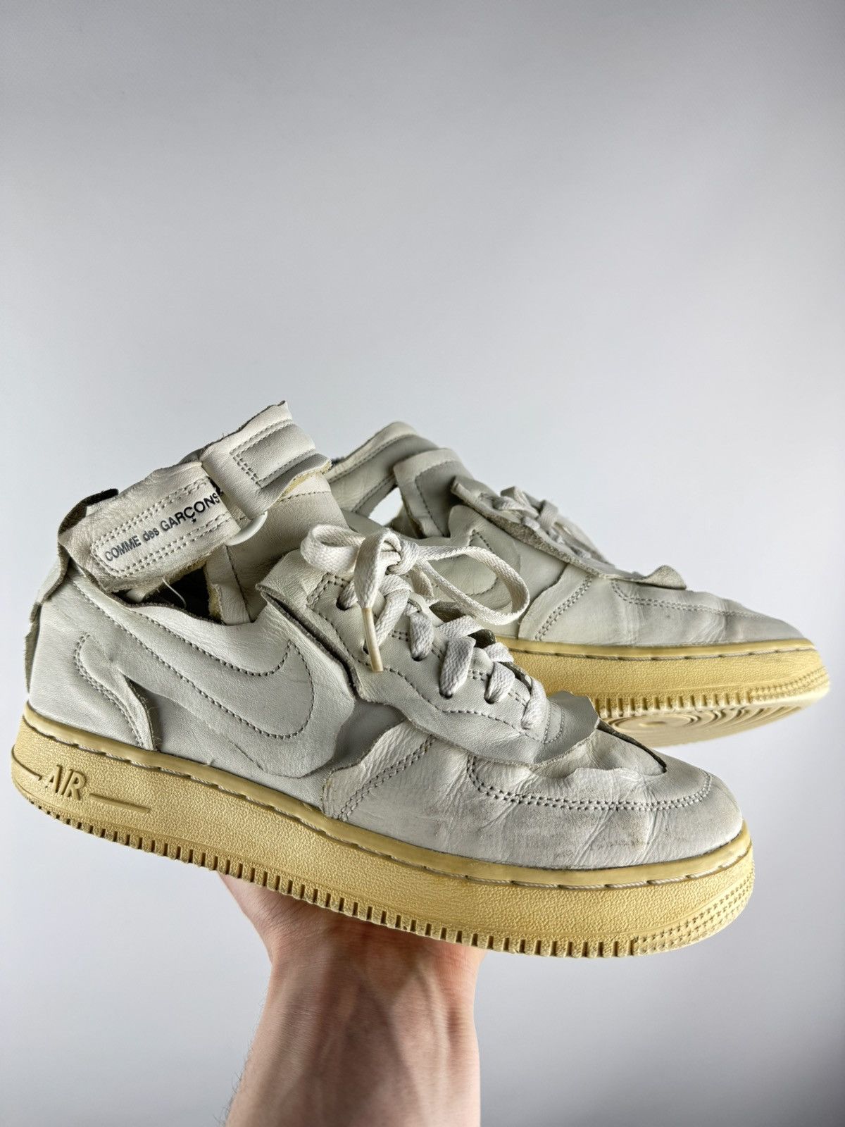 Comme des Garcons × Nike Comme des Garçons x Nike Air Force 1 Mid 'Triple White' Size US 5.5 / EU 38 - 4 Thumbnail