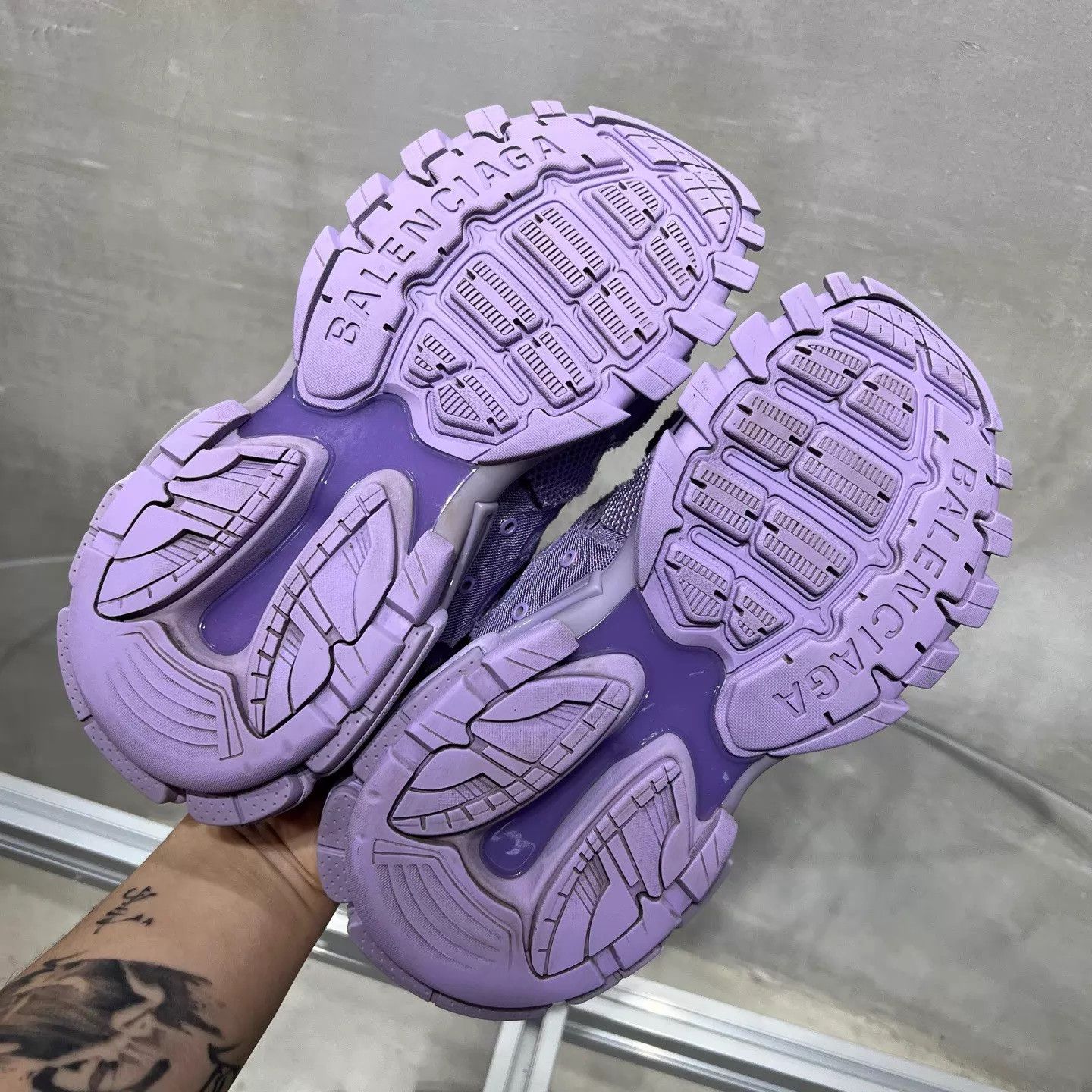Balenciaga Balenciaga Women's TRACK Lavender Slide 37 YH25185 Size US 7 / IT 37 - 8 Thumbnail
