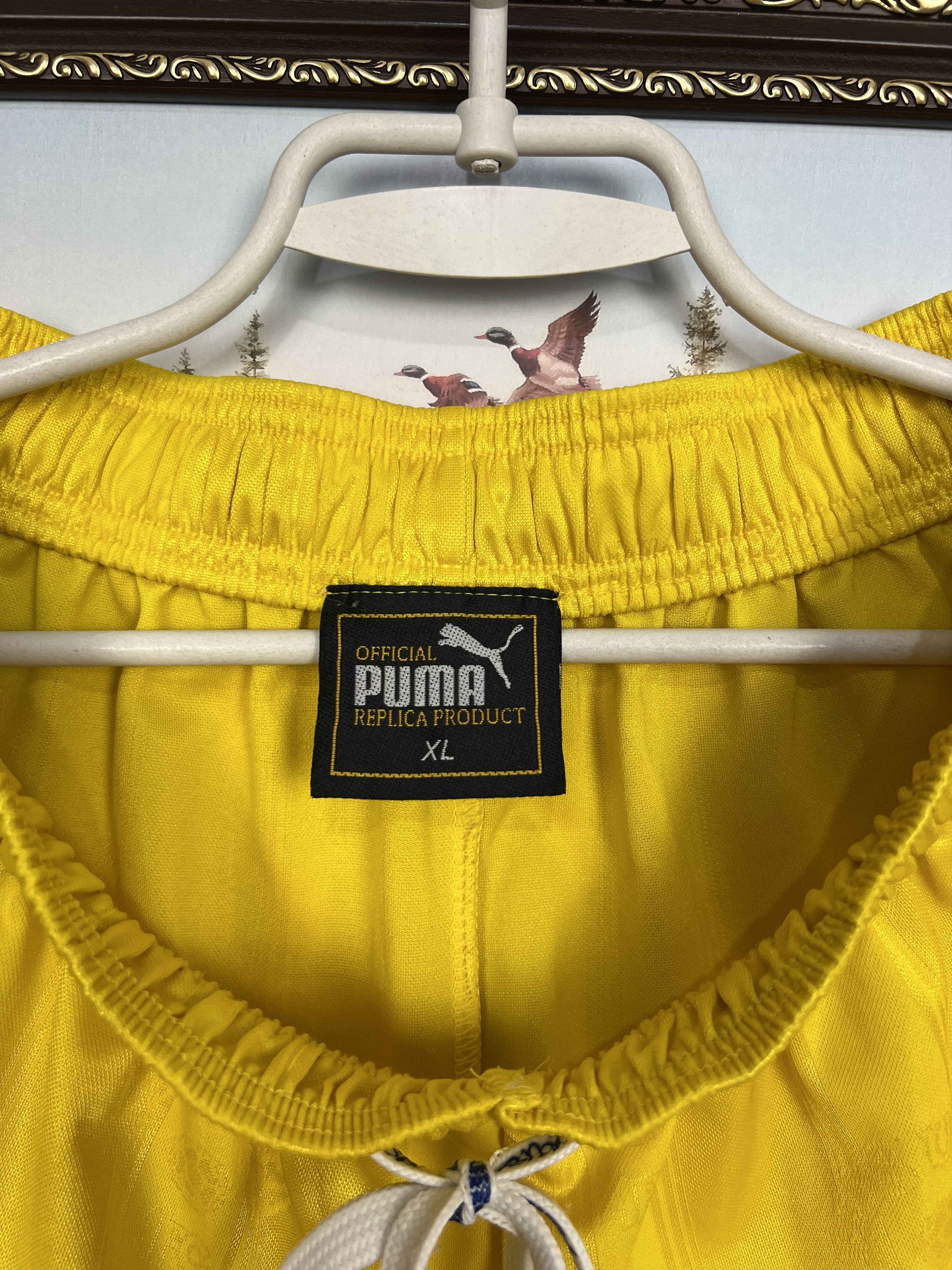 Puma Vintage 90's Puma Leeds United Football Shorts Soccer XL Size US 36 / EU 52 - 7 Thumbnail
