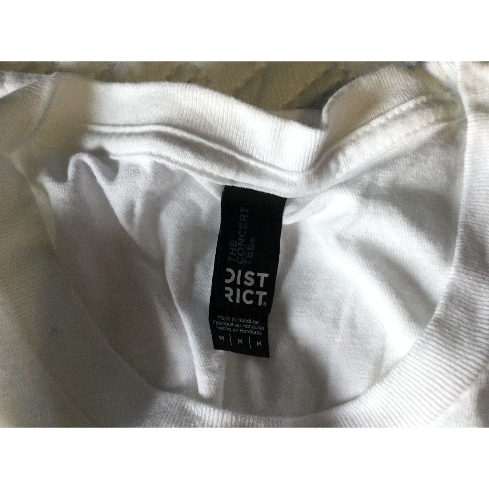 Vintage DISTRICT "Built Bar" White T-Shirt Adult Medium Cotton Short Sleeve Crew Neck Unisex Size US M / EU 48-50 / 2 - 4 Thumbnail