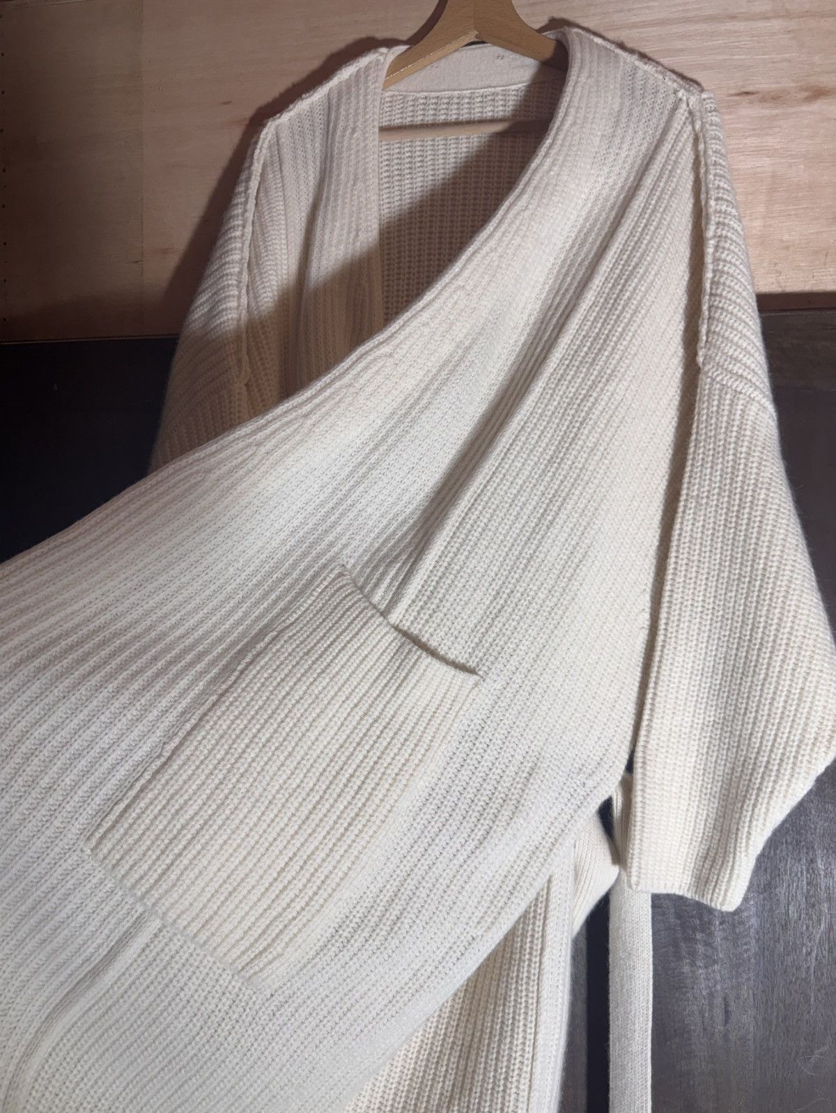 Ann Demeulemeester ann demeulemeester off white wool oversized cardigan coat S Size S / US 4 / IT 40 - 7 Thumbnail