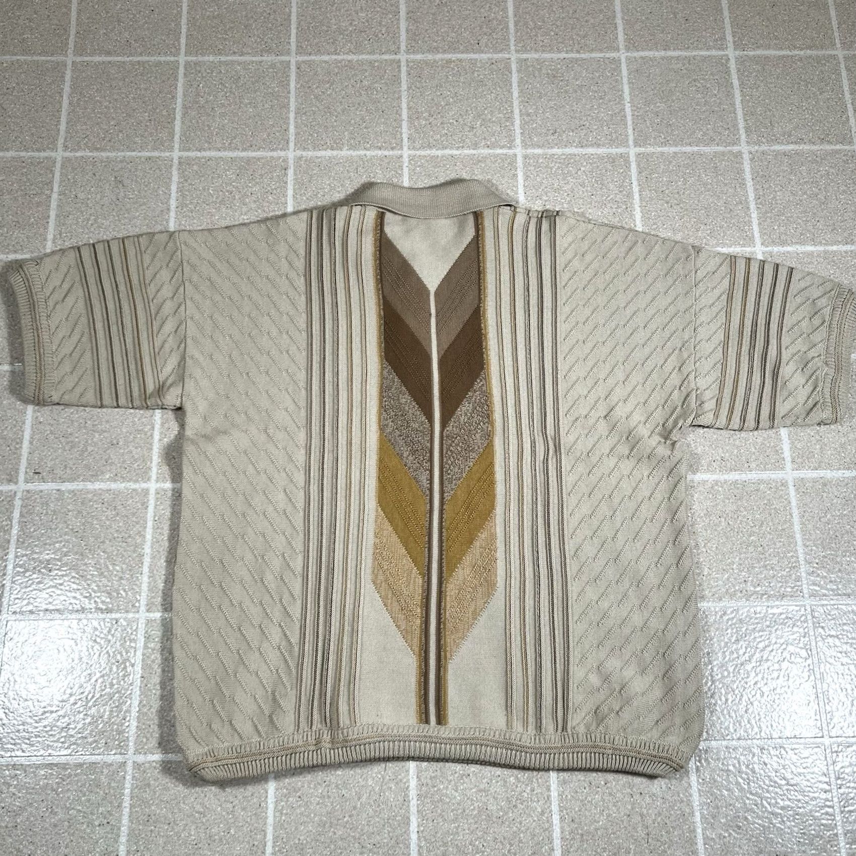 Coogi VINTAGE Bergati Polo Shirt Short Sleeve XL Men Blue 90s Knit 3D Bergati Style Sweater Polo Shirt 90s Mens XL Blue Knit} Size US XL / EU 56 / 4 - 4 Thumbnail