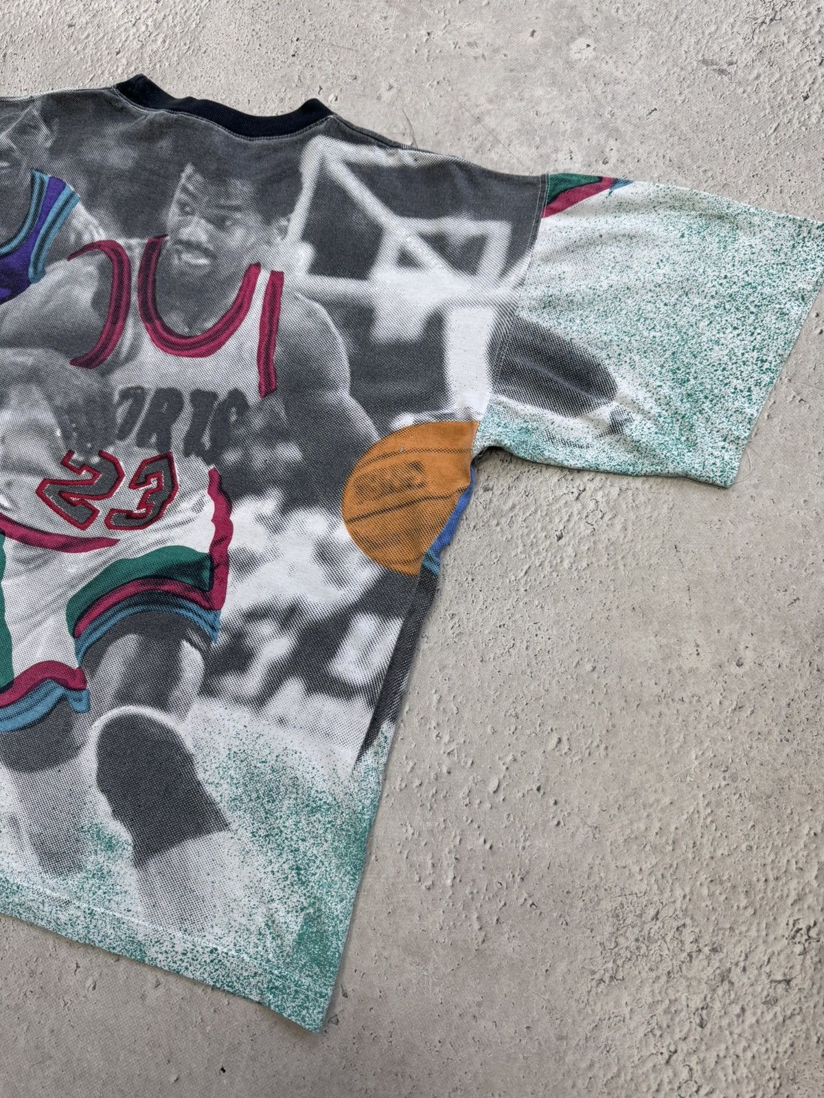 Jordan Brand × Nike × Vintage Vintage 90s Nike Michael Jordan T-Shirt Size US M / EU 48-50 / 2 - 13 Thumbnail