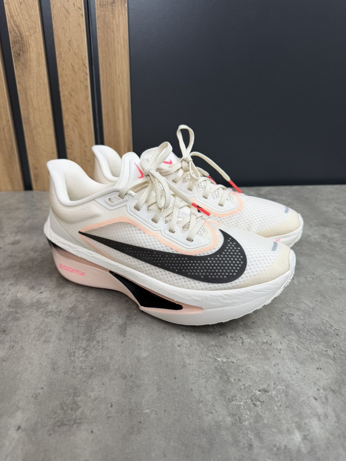 Nike Nike Zoom Fly 6 Pale Ivory Crimson Tint Sneakers Size 39 Size US 8 / IT 38 - 5 Thumbnail