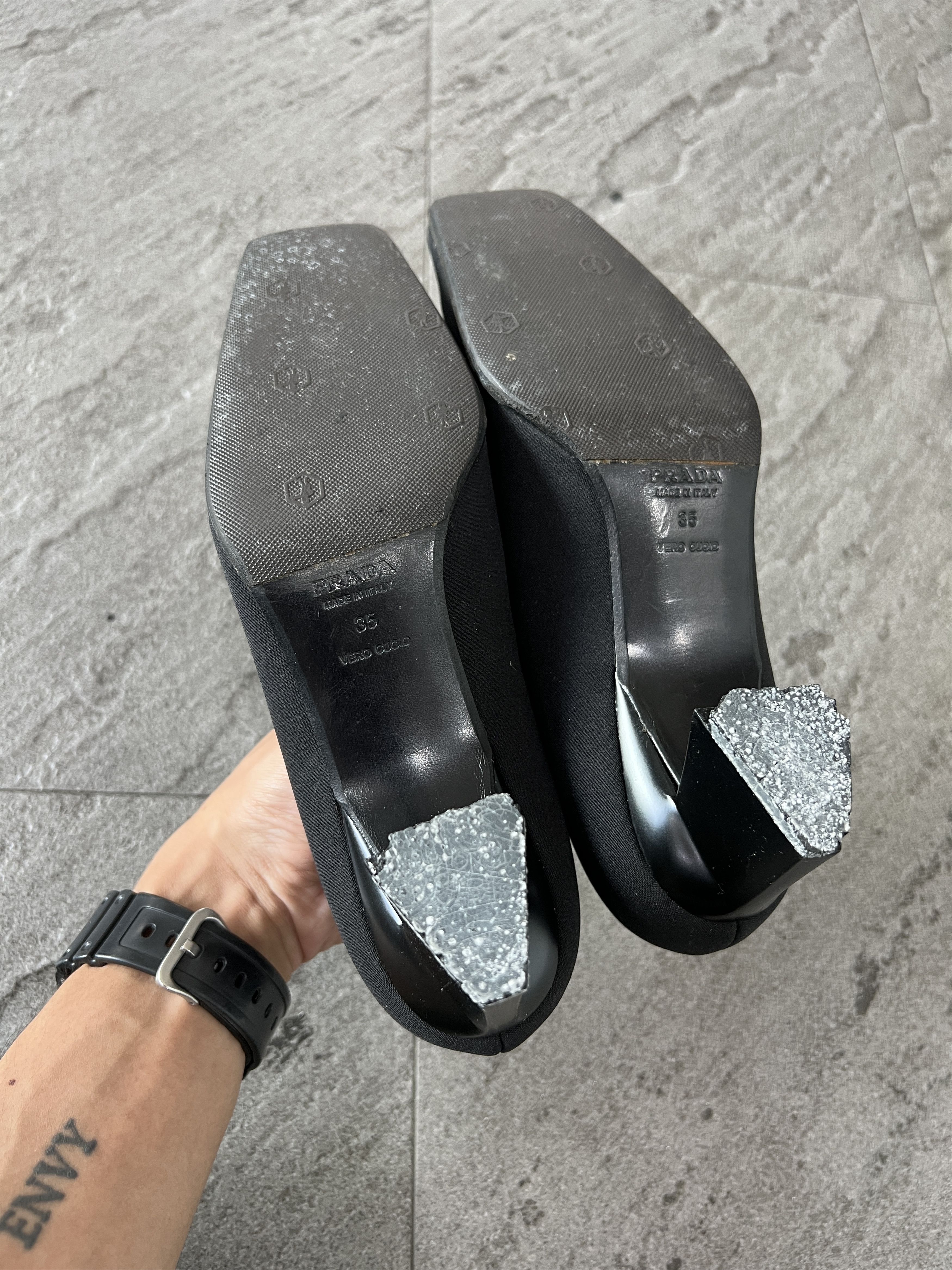 Prada Prada Black Satin Pumps Square Toe Logo Heels EU35 Size US 5 / IT 35 - 10 Thumbnail