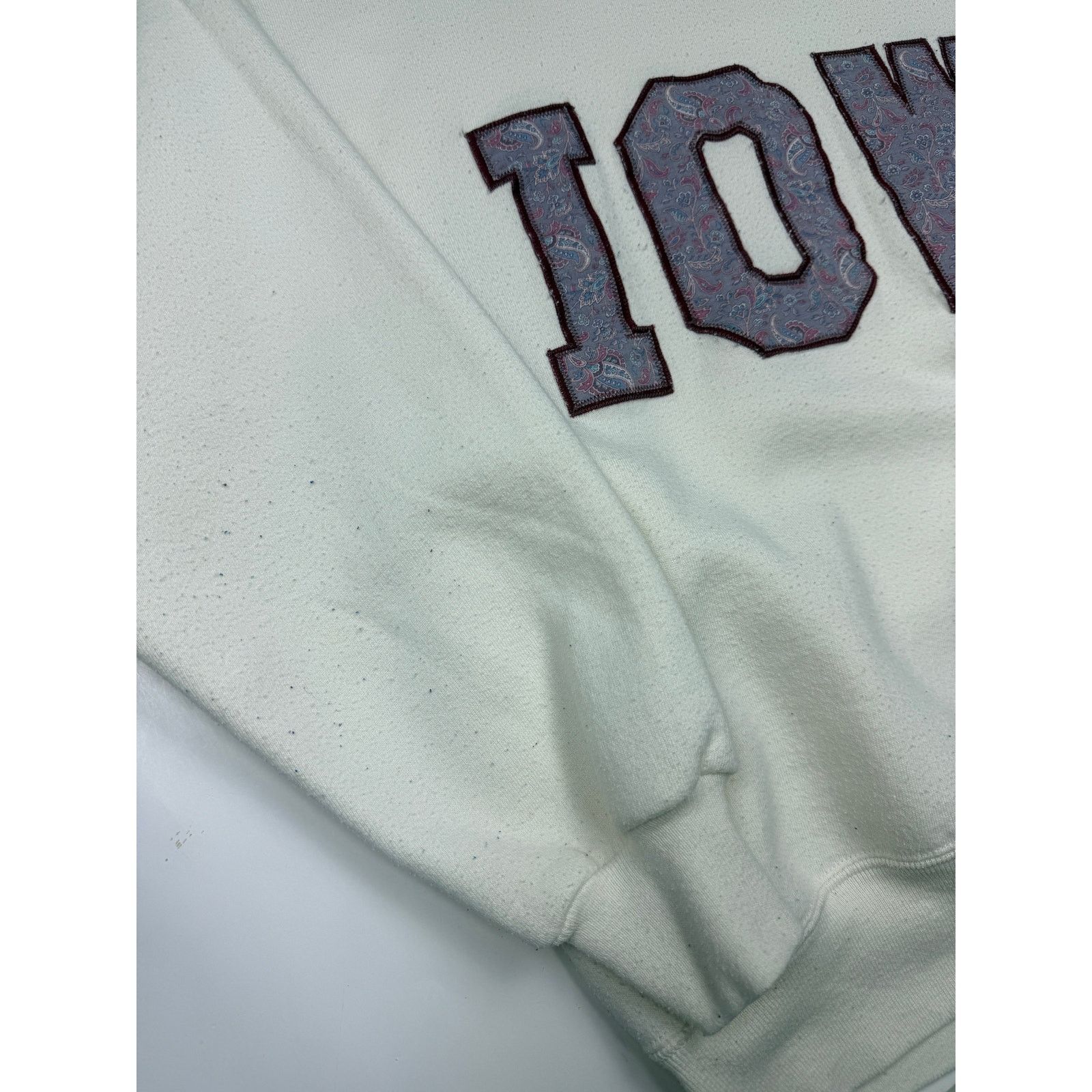 Vintage Vintage 90s Iowa Embroidered Russel Athletic Size XL Size US XL / EU 56 / 4 - 7 Thumbnail