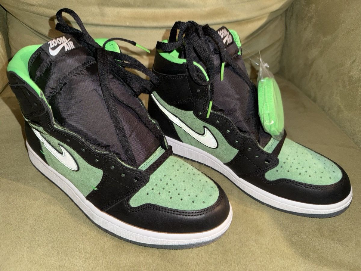 Jordan Brand Nike Air Jordan 1 hi “Zen Green” DS NEW! xtra laces! size 10 Size US 10 / EU 43 - 12 Thumbnail