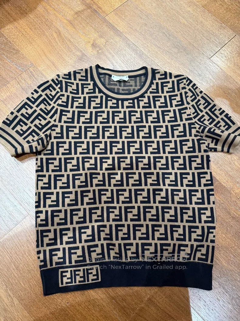 Fendi Fendi Classic logo short-sleeve knit top Size XS / US 0-2 / IT 36-38 - 1 Thumbnail