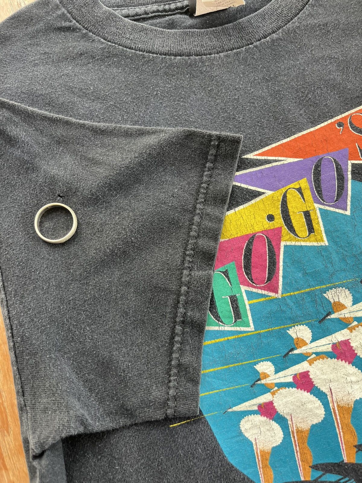 Vintage GO GO’S Vacation 2004’s RockBand Tshirt