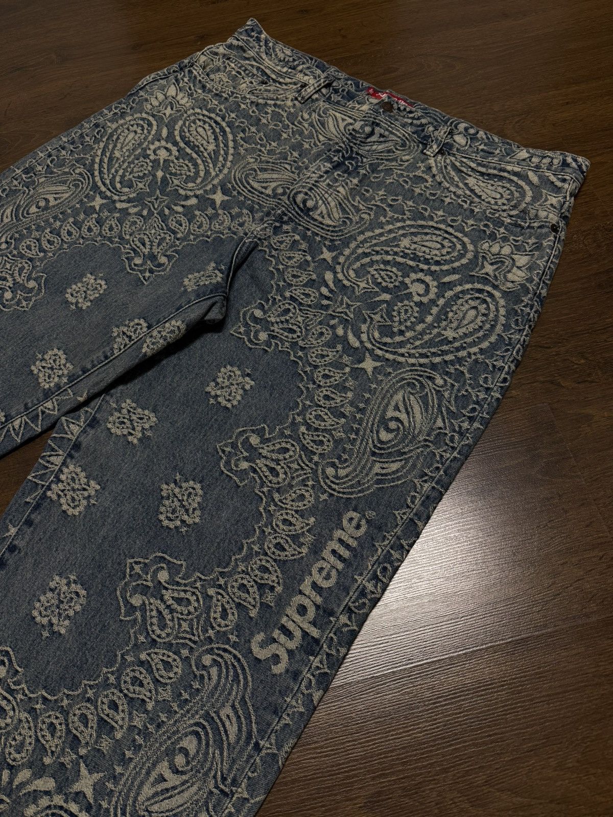 Supreme Supreme Bandana Jacquard Baggy Jean Blue Size US 38 / EU 54 - 2 Thumbnail