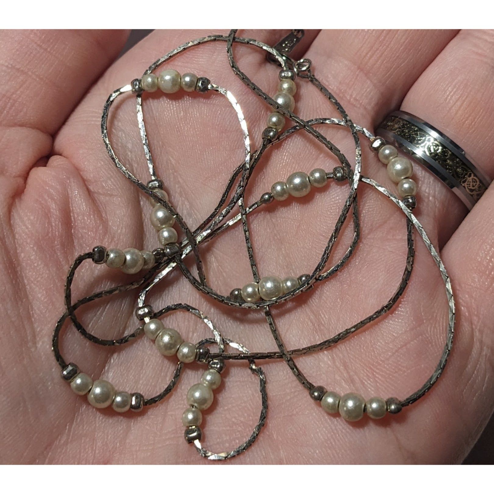 Other Vintage Silver Minimalist Faux Pearl Necklace Size ONE SIZE - 9 Thumbnail