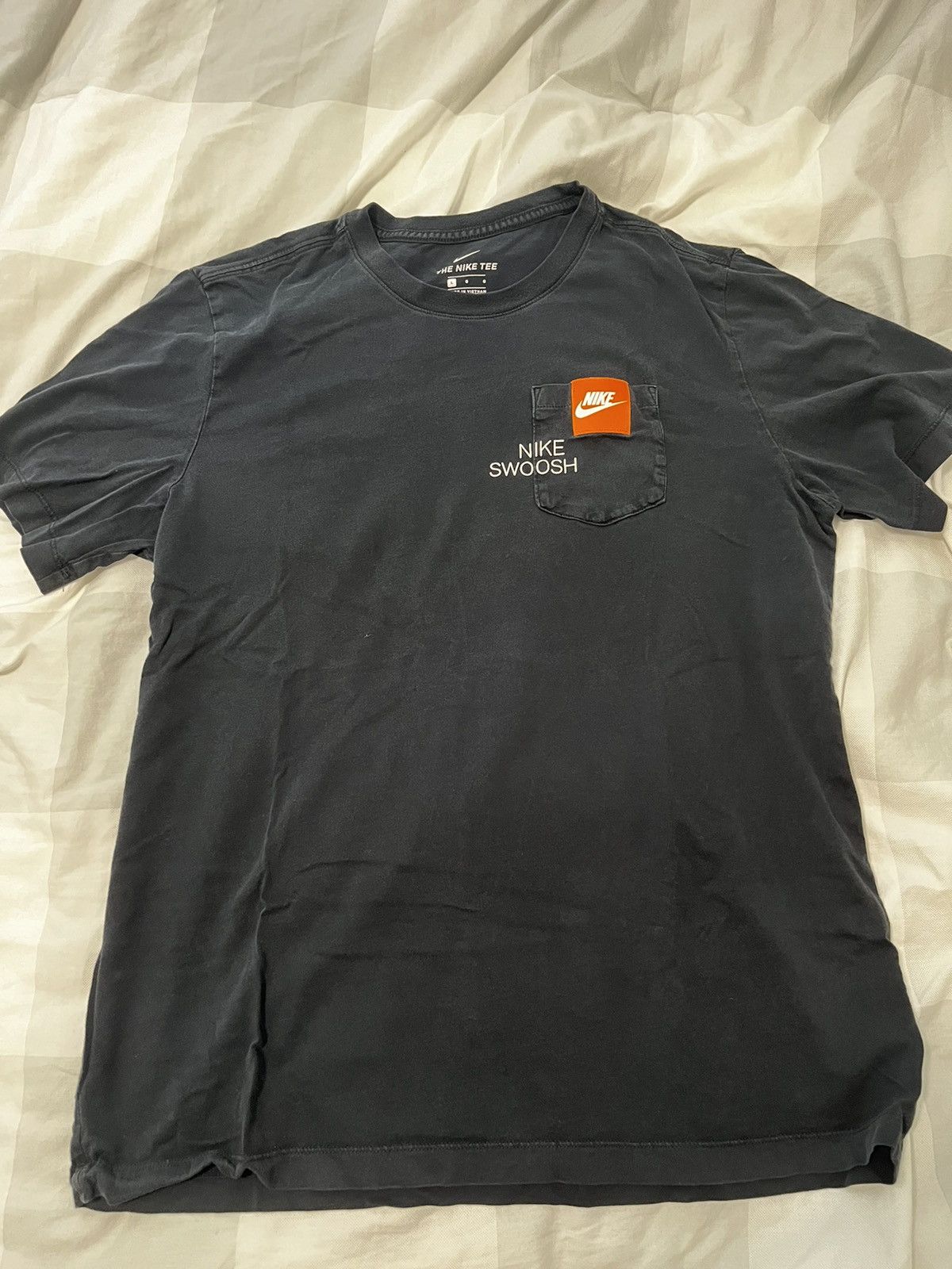 Nike Vintage Black Nike Tee Size US L / EU 52-54 / 3 - 1 Thumbnail