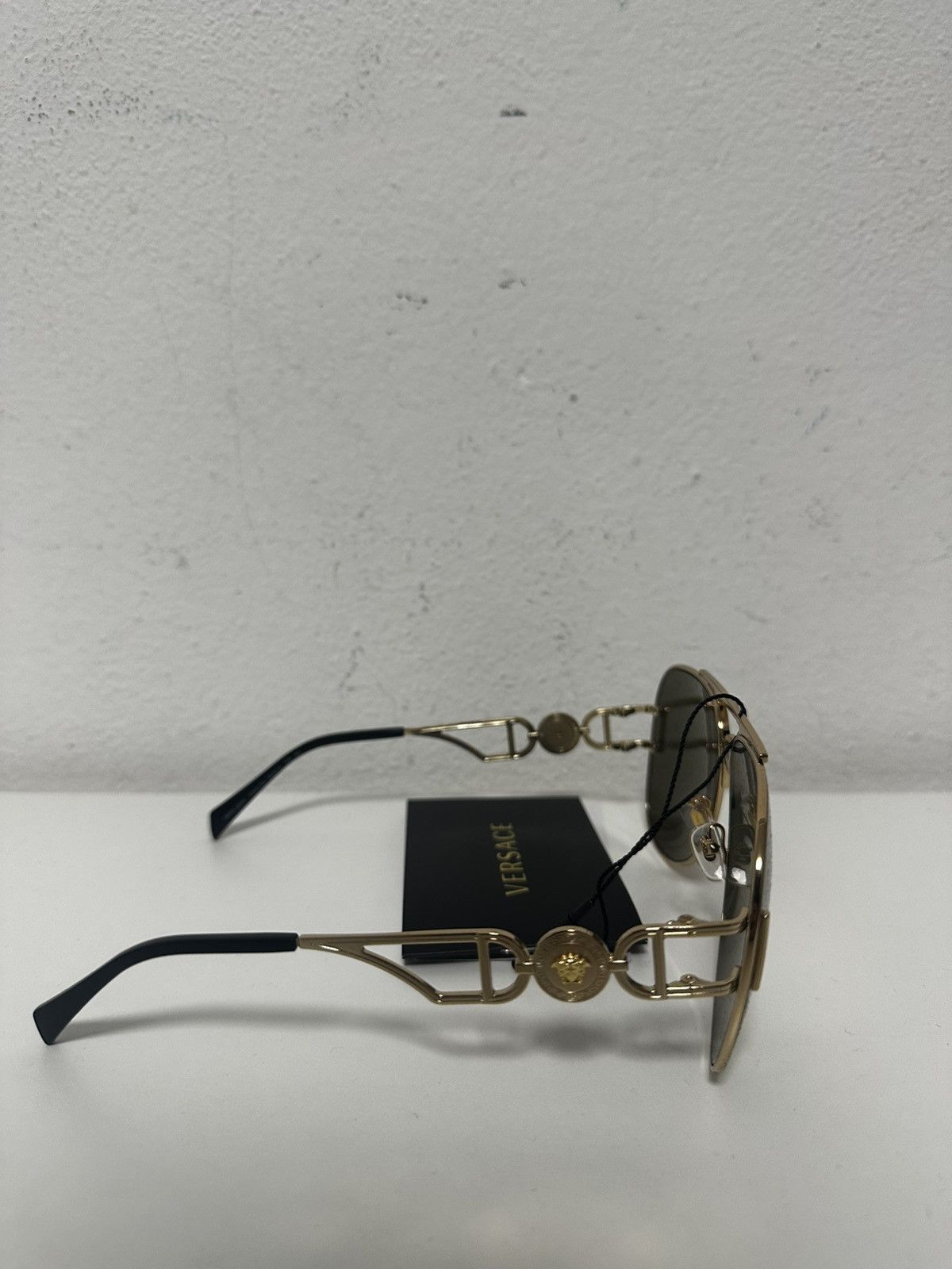 Versace Versace Pilot Medusa ‘95 Sunglasses Size ONE SIZE - 2 Thumbnail