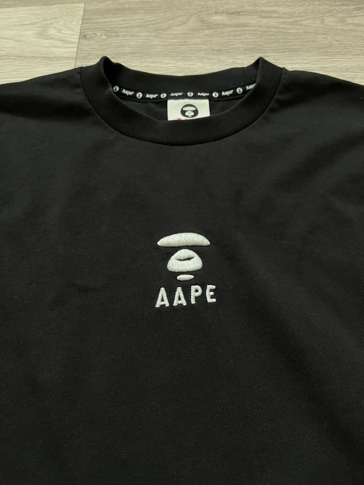 Aape A Bathing Ape Long Sleeve Tee Big Embroidered Logo Size US S / EU 44-46 / 1 - 2 Thumbnail