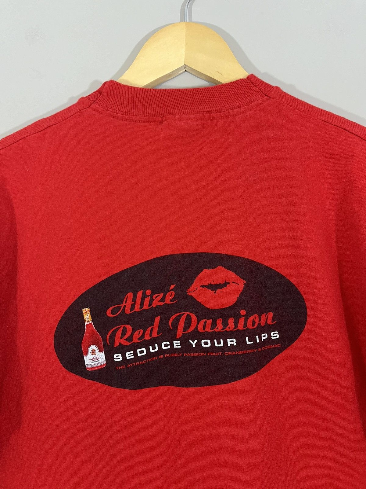 Vintage Single Stitch Passion French Alcohol Booze Tee Size US XL / EU 56 / 4 - 5 Thumbnail