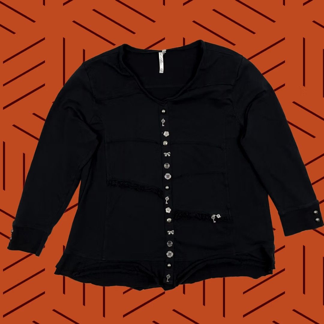 Vintage Lulu B Blouse Womens L Black Silver Button Accents Ruffled V-Neck Pullover Shirt Size L / US 10 / IT 46 - 1 Thumbnail