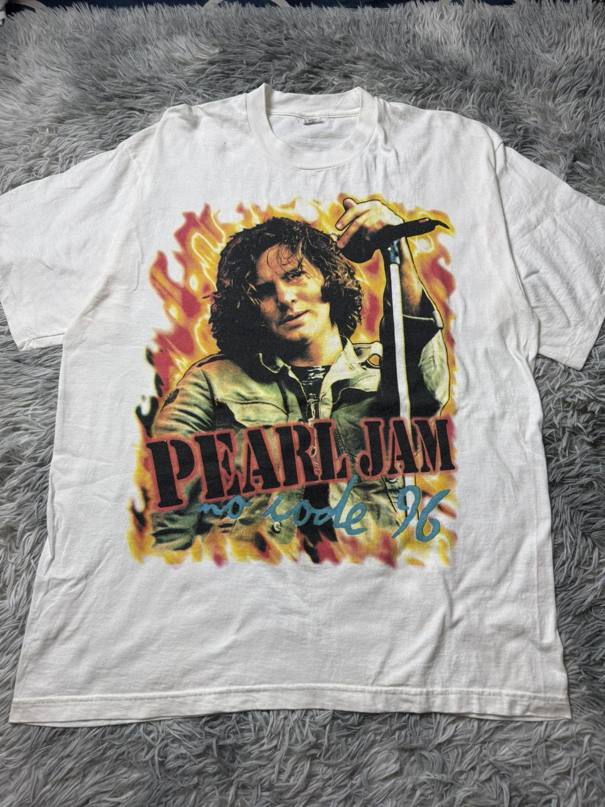 Band Tees Vintage Pearl Jam Size US XL / EU 56 / 4 - 1 Thumbnail