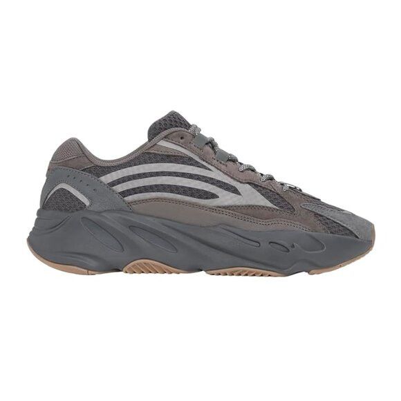 Yeezy adidas Yeezy Boost 700 V2 Sneakers - M6 / Women's 7 (2019) Size US 6 / EU 39 - 5 Thumbnail
