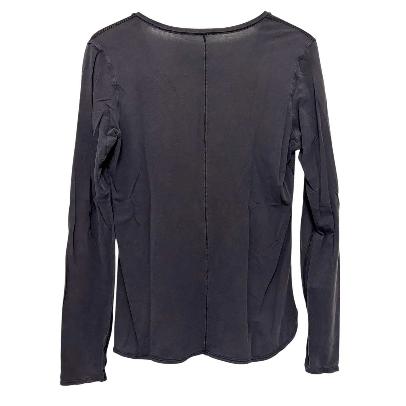 Lululemon Lululemon Lot of 6 Long Sleeve Shirts Sz M FLAWS Size M / US 6-8 / IT 42-44 - 2 Thumbnail