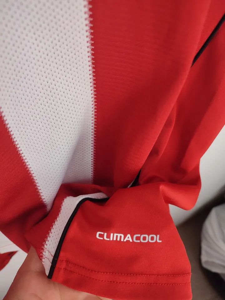 Adidas FC Bayern Munich 2010-11 home FOOTBALL Kit SHIRT SOCCER Size US XL / EU 56 / 4 - 14 Thumbnail