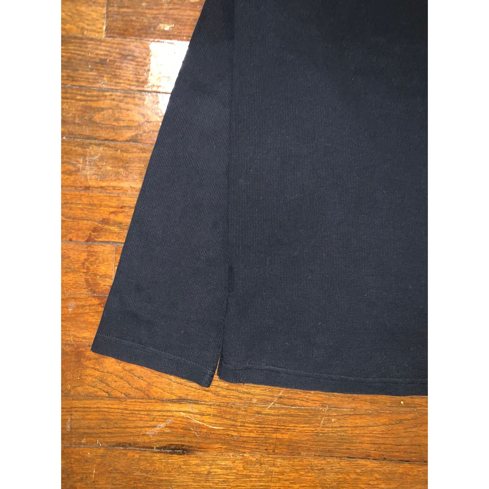 Old Navy Old Navy Y2K Skull Thermal Shirt 2XL So-Cal Black Size US XXL / EU 58 / 5 - 9 Thumbnail