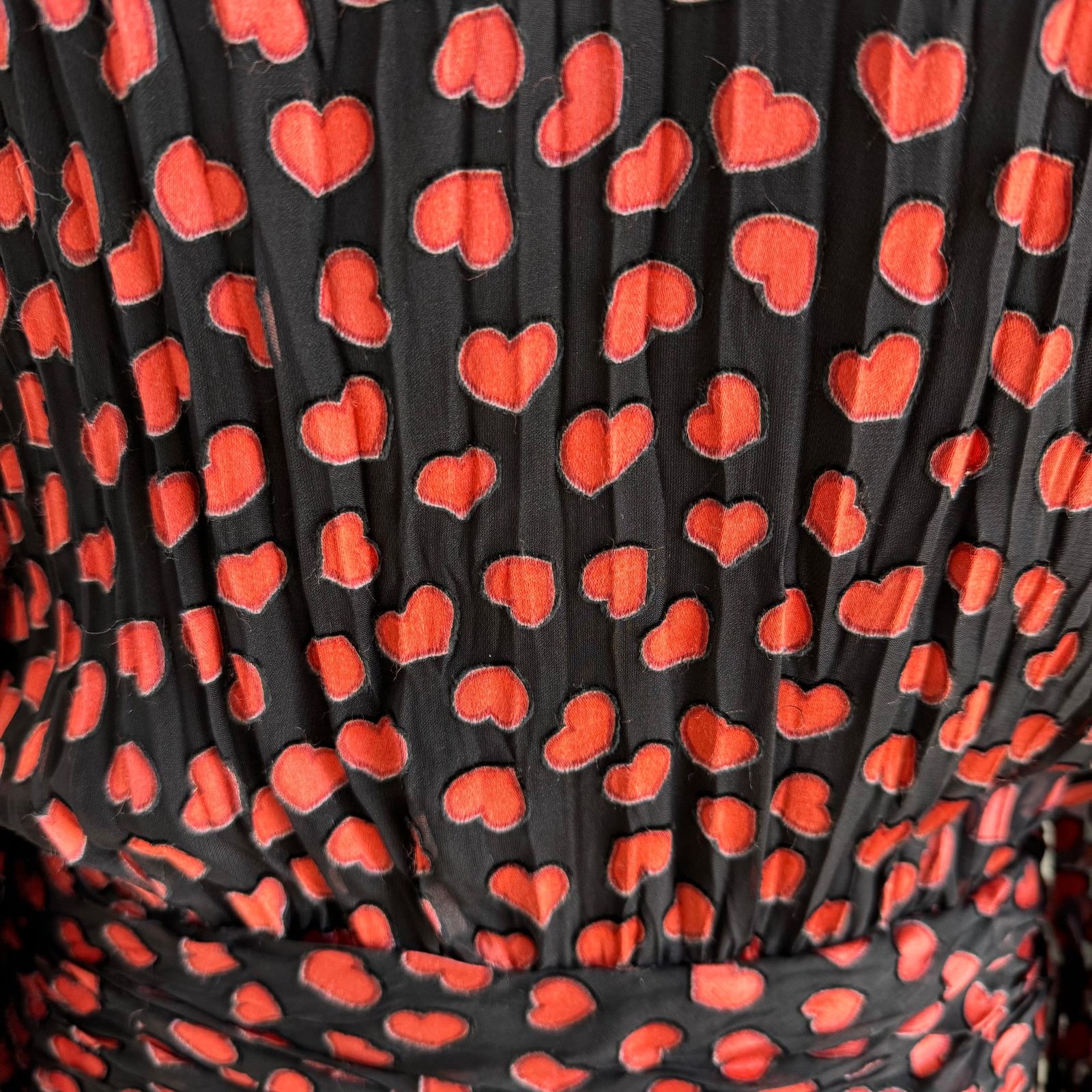 Alice + Olivia ALICE + OLIVIA Tessie Hearts Drop Waist Sheer Mini Dress Size S / US 4 / IT 40 - 5 Thumbnail