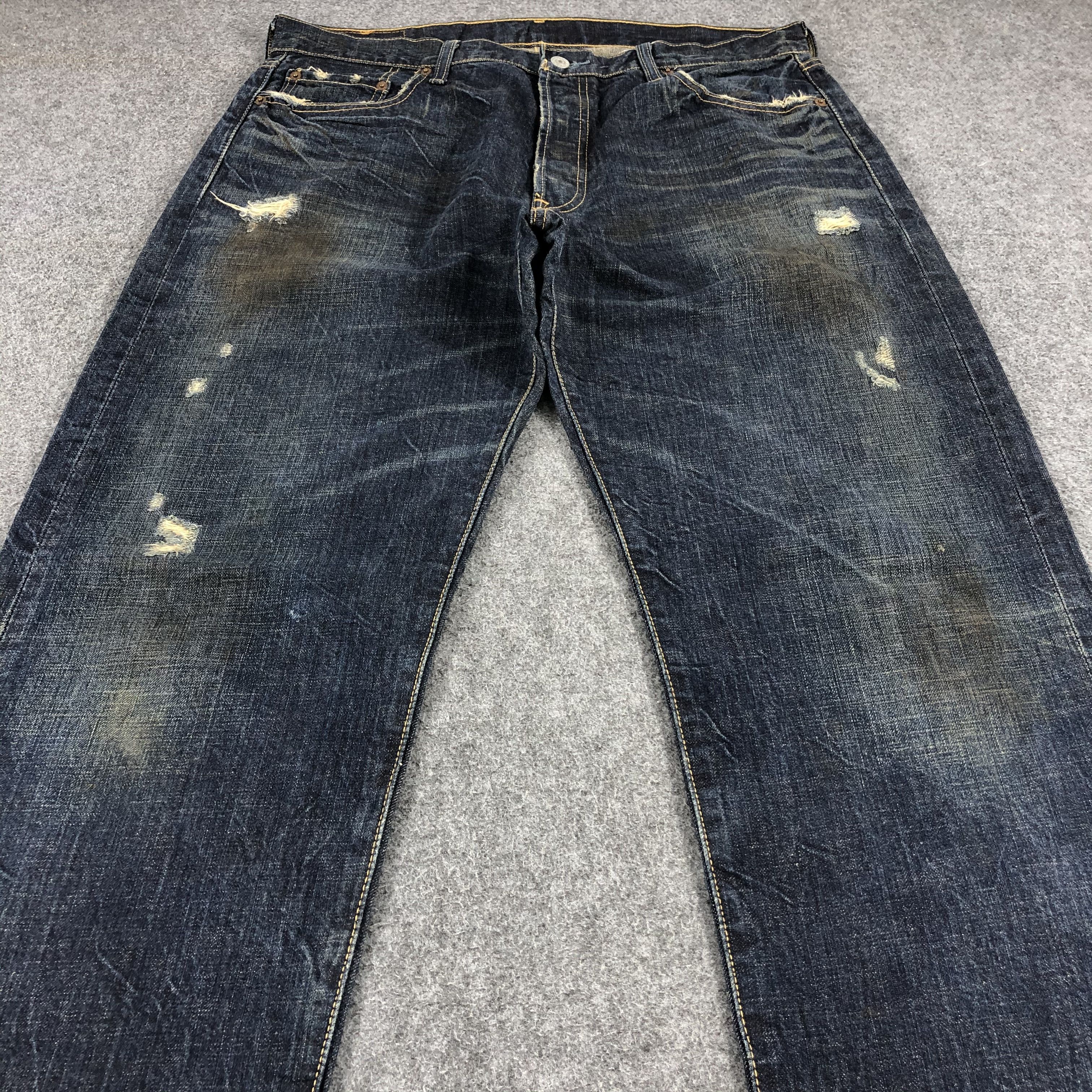 Levi's Vintage Levi's 501 Jeans Dirty Wash Ripped Denim KJ369 Size US 36 / EU 52 - 3 Thumbnail