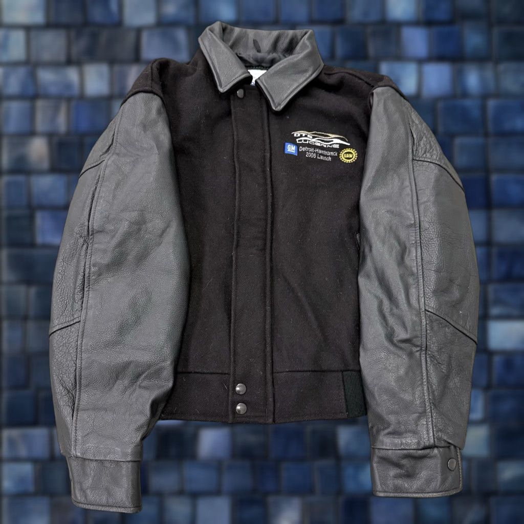 Vintage VINTAGE Cadillac Varsity Jacket Men’s Small S Black Wool & Leather sleeves 2006 DTS & Lucerne Launch Size US S / EU 44-46 / 1 - 1 Thumbnail