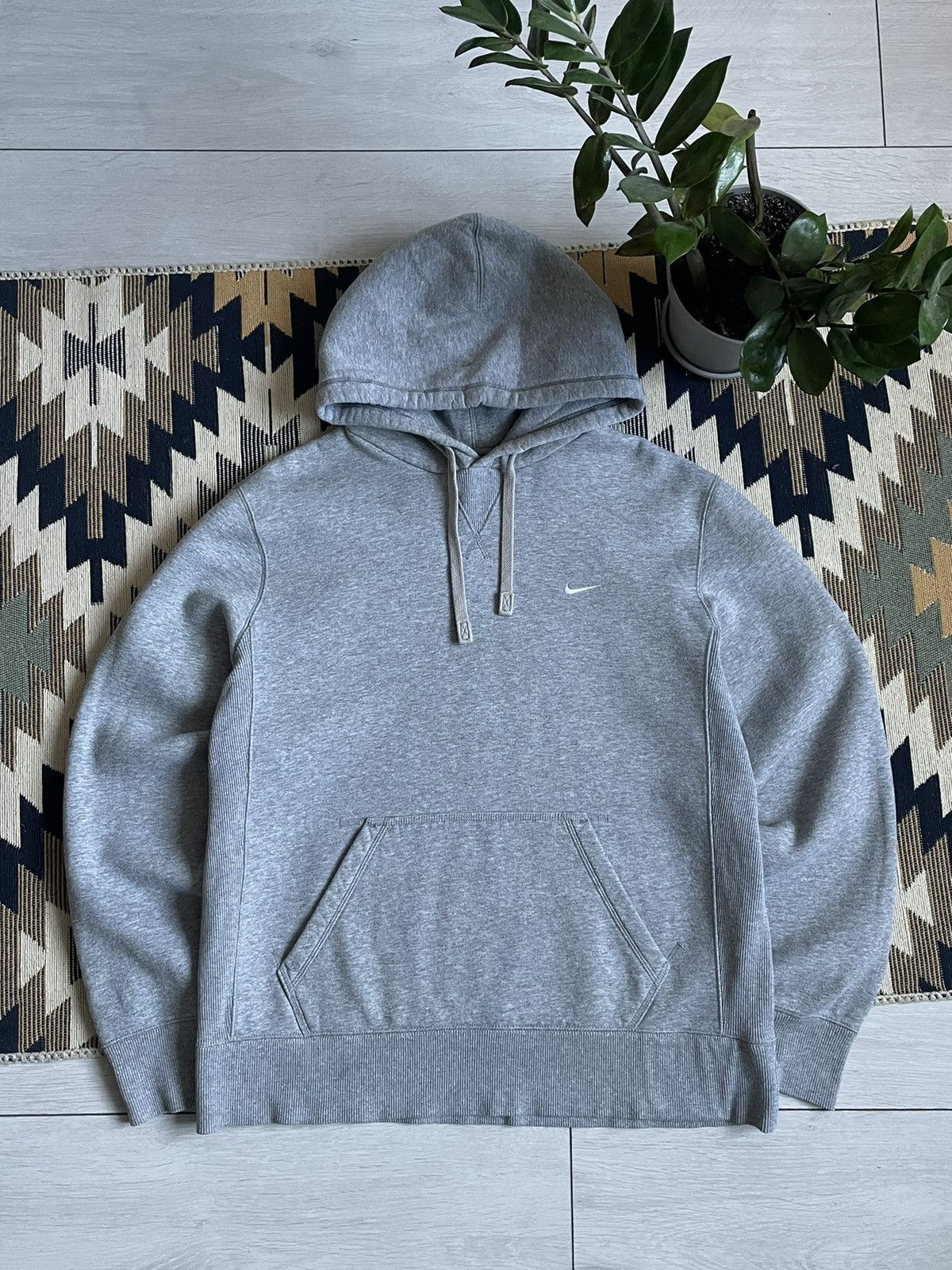 Nike Nike Vintage Basic Logo Swoosh Hoodie Size US M / EU 48-50 / 2 - 1 Thumbnail