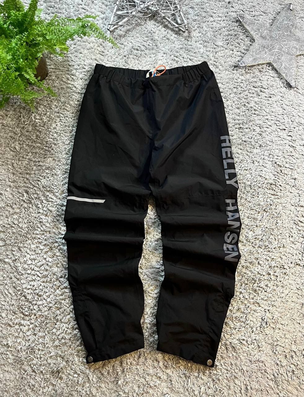 Helly Hansen Helly Hansen Pants Streetwear Gorpcore Outdoor Big Logo Rare Size US 28 / EU 44 - 1 Thumbnail