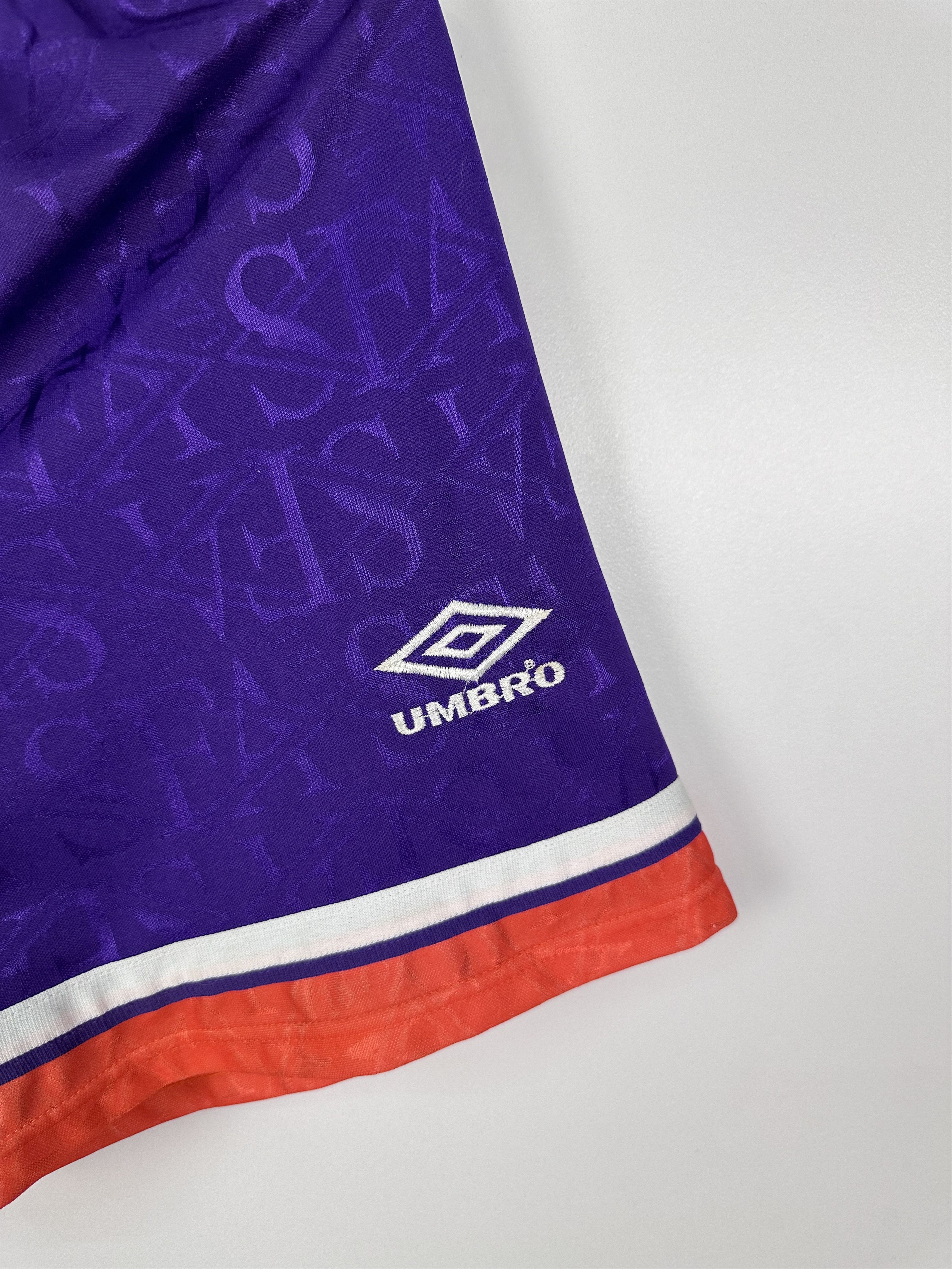 Umbro × Vintage SCOTLAND 1993 1994 1995 AWAY FOOTBALL SHORTS UMBRO SIZE S Size US 30 / EU 46 - 3 Thumbnail