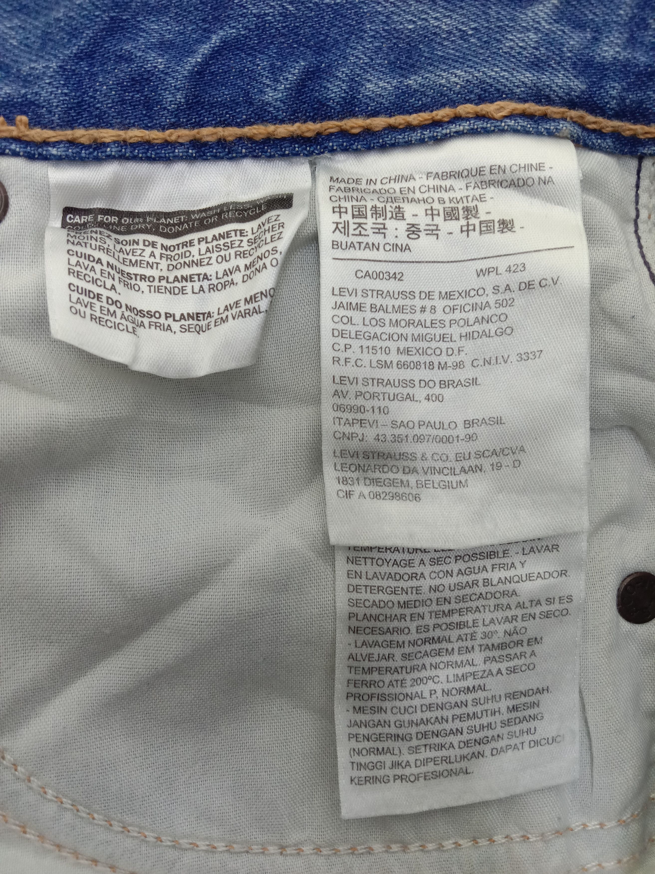 Levi's Vintage Levi's 505 Orange Tab Jeans Light Wash Ripped Denim Size US 30 / EU 46 - 14 Thumbnail