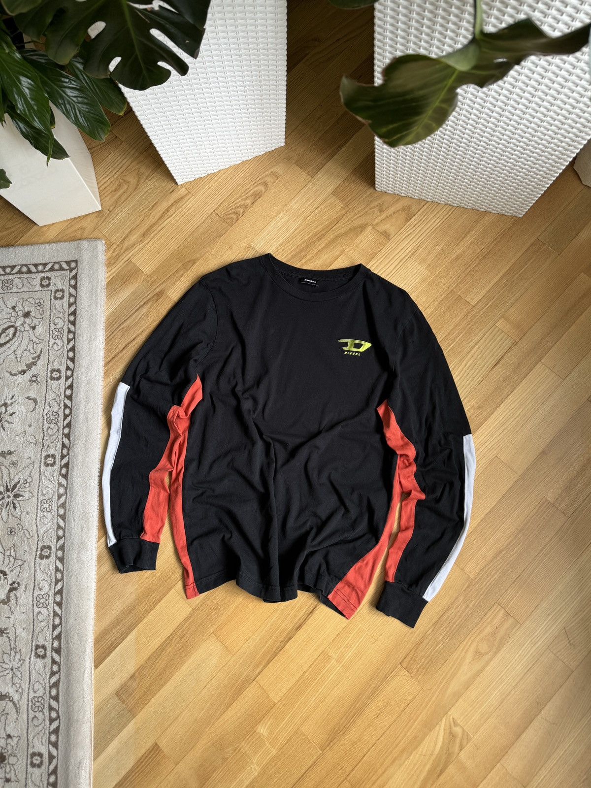 Diesel Y2K Diesel Long Sleeve Avant Garde Opium Cyber Size US M / EU 48-50 / 2 - 1 Thumbnail