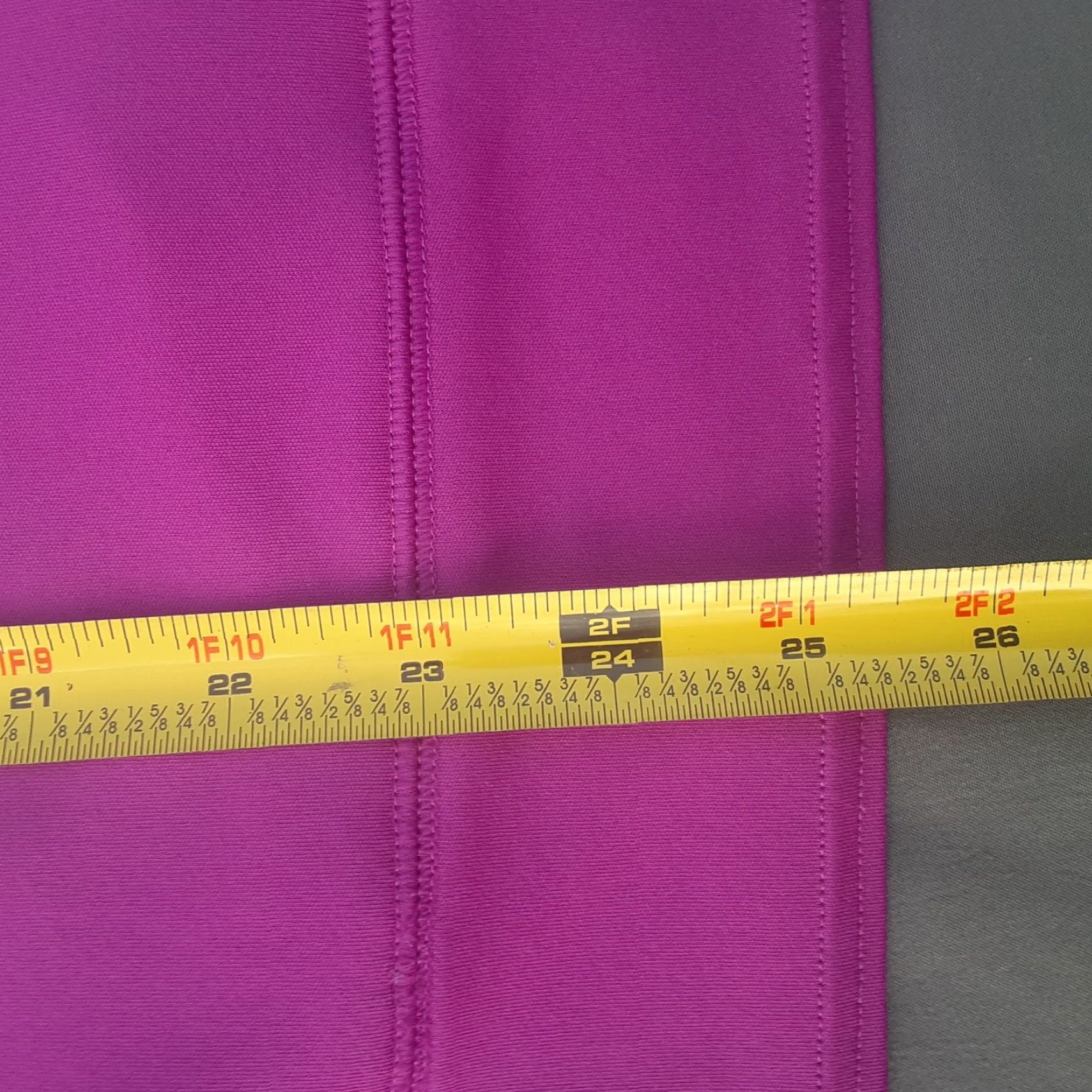 Under Armour Womens Under Armour Heat Gear Pullover Hoodie Athletic Shirt Running L Purple Breathable Lightweight Hooded Athletic Womens Size L / US 10 / IT 46 - 8 Thumbnail