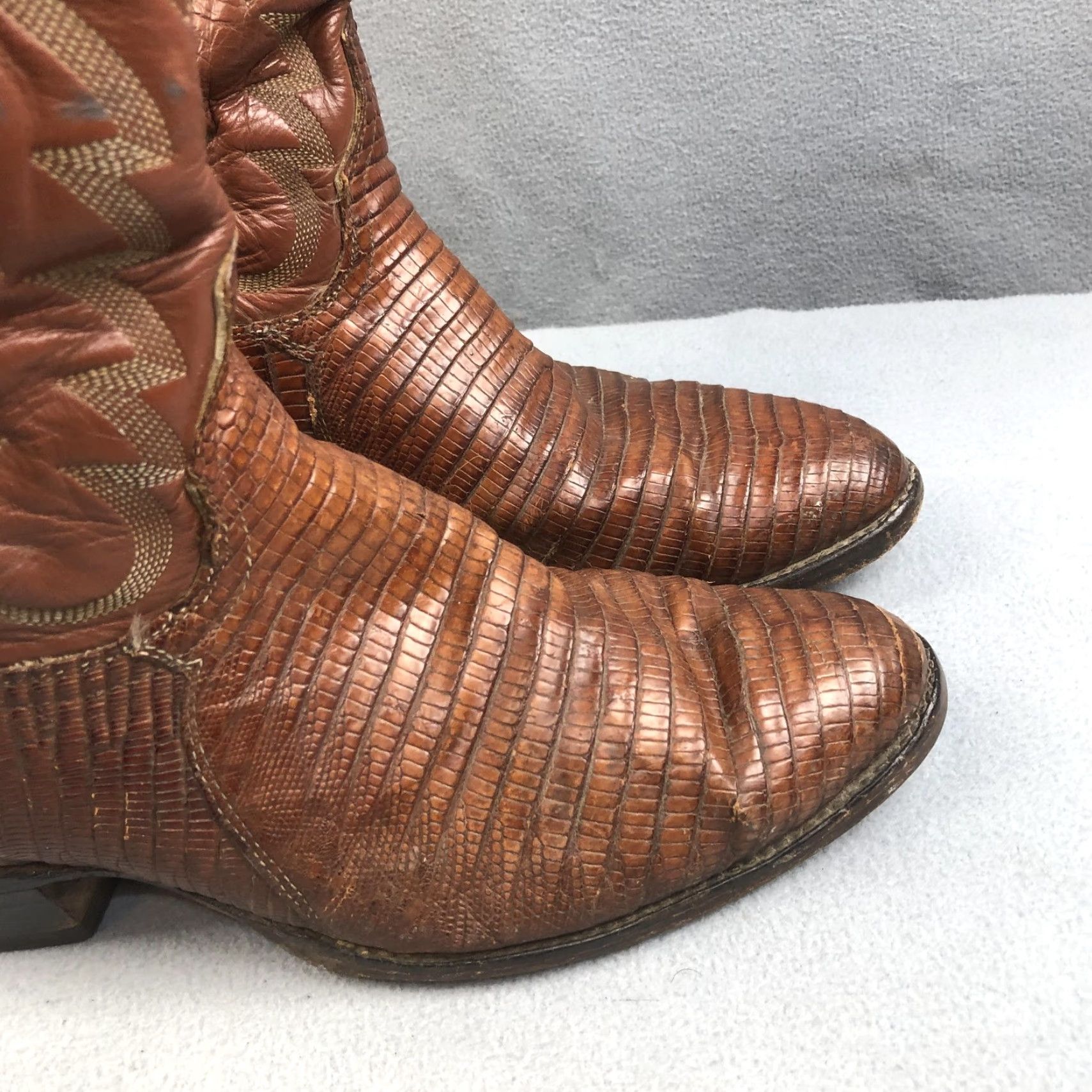 Tony Lama VINTAGE Tony Lama Boots Mens 9D Brown Teju Lizard Leather Cowboy Pointed Toe Mid-Calf Shaft Embroidered Western Workwear 490 Mens Size US 9 / EU 42 - 2 Thumbnail