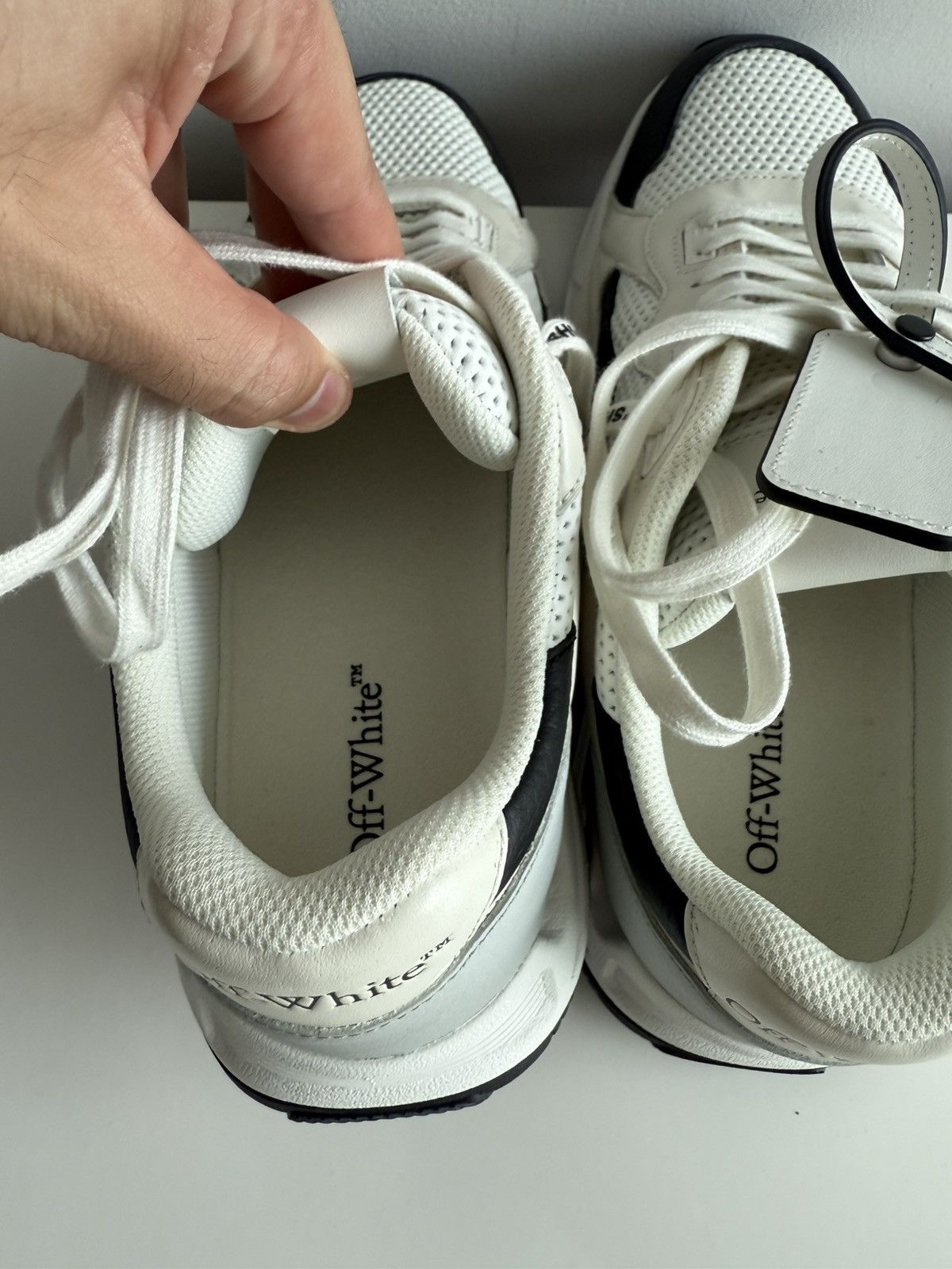 Off-White Off-White Kick Off Low Top Sneakers White Black Size US 10 / EU 43 - 9 Thumbnail