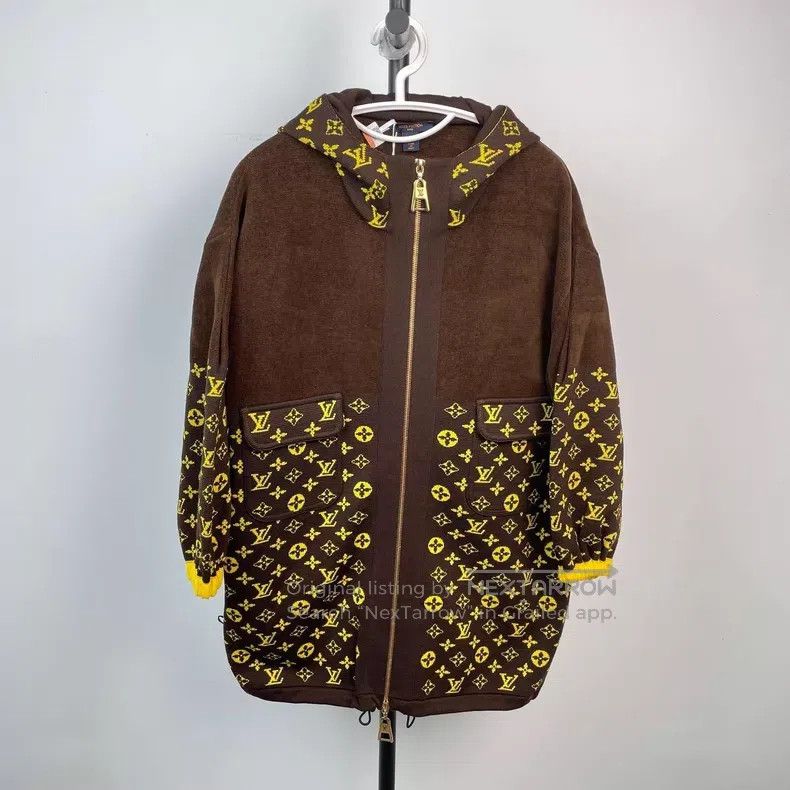 Louis Vuitton Louis Vuitton Monogram Wool Print jacket Size US XXS / EU 40 - 1 Thumbnail