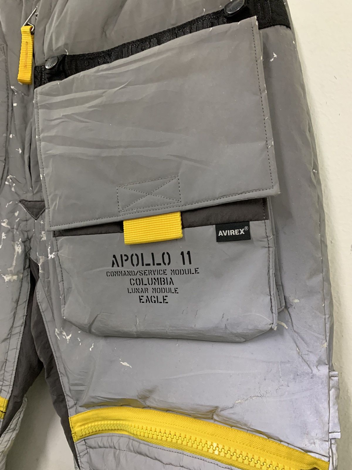 Apollo Avirex Hangar Apollo 11 Puffer Pants Distressed Reflective Size US 34 / EU 50 - 6 Thumbnail