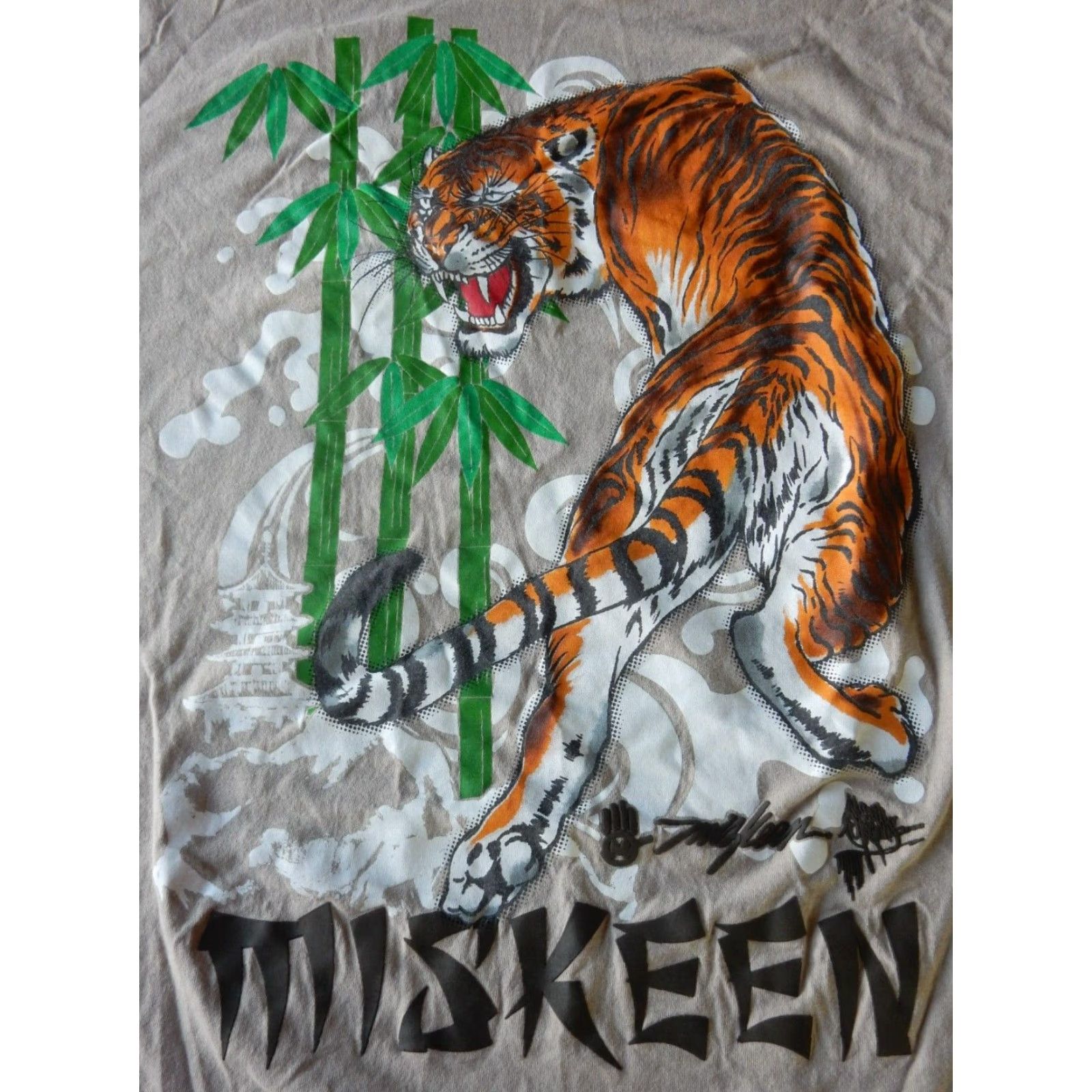 Vintage MISKEEN Graphic Print T-Shirt Men's Big & Tall 6XL Beige Short Sleeve Size US XXL / EU 58 / 5 - 2 Thumbnail