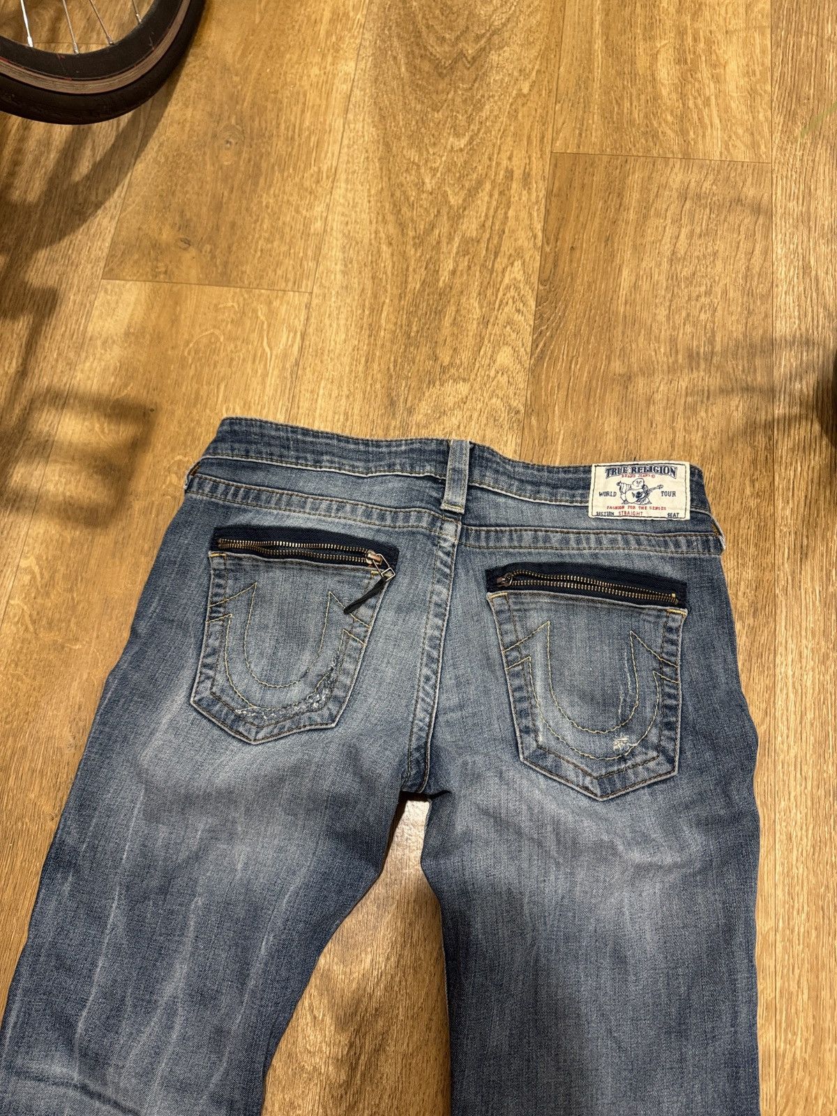 True Religion TRUE RELIGION DISTRESSED DENIM ZIP PANTS JEANS Size 30" / US 8 / IT 44 - 3 Thumbnail