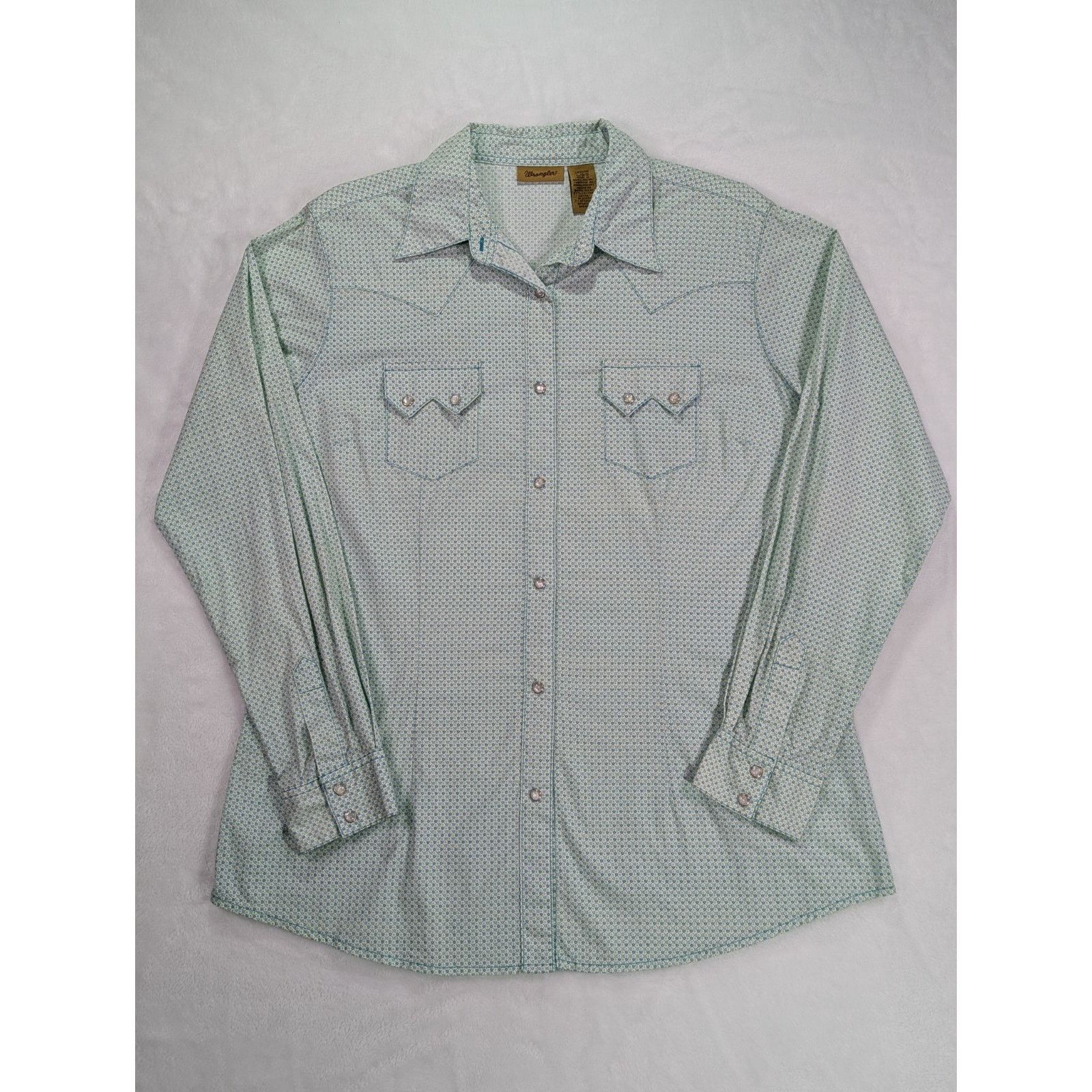 Wrangler Size L Western Style Pearl Snap Blue Geo/Floral Long Sleeve Size L / US 10 / IT 46 - 1 Thumbnail
