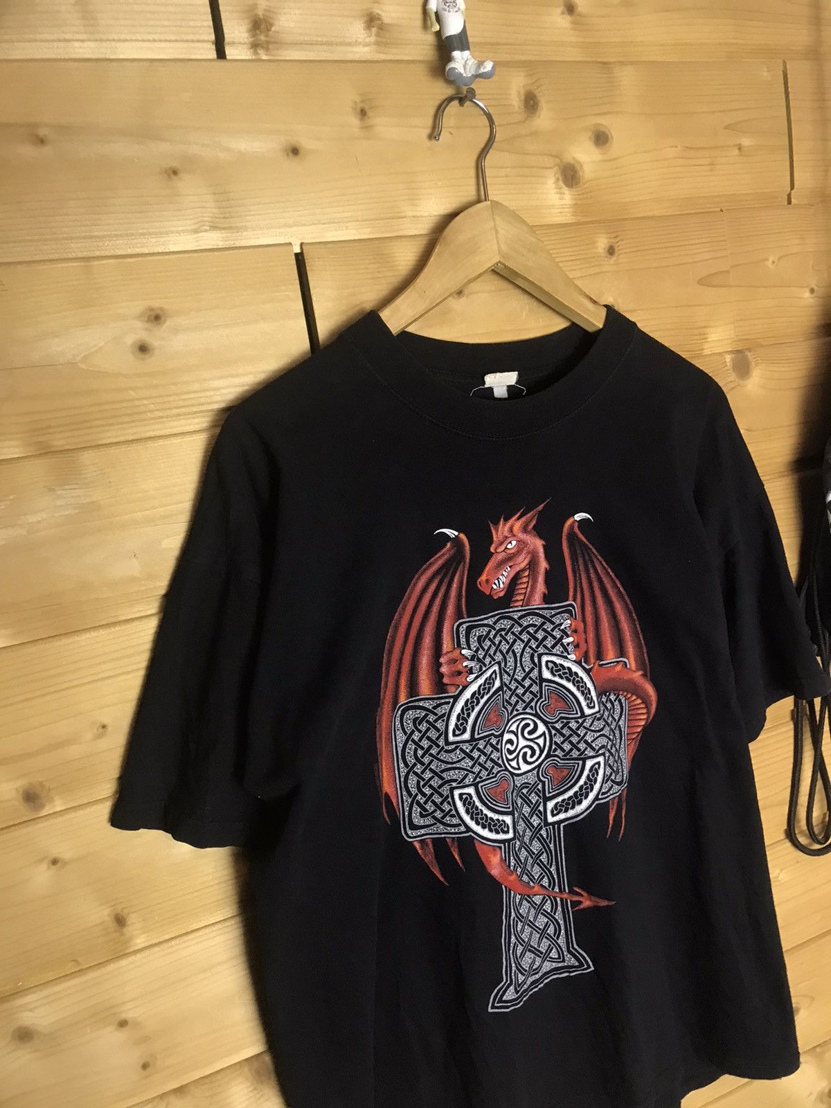 Vintage Vintage 90s Dragon Hewlin t-shirt Size US XL / EU 56 / 4 - 2 Thumbnail