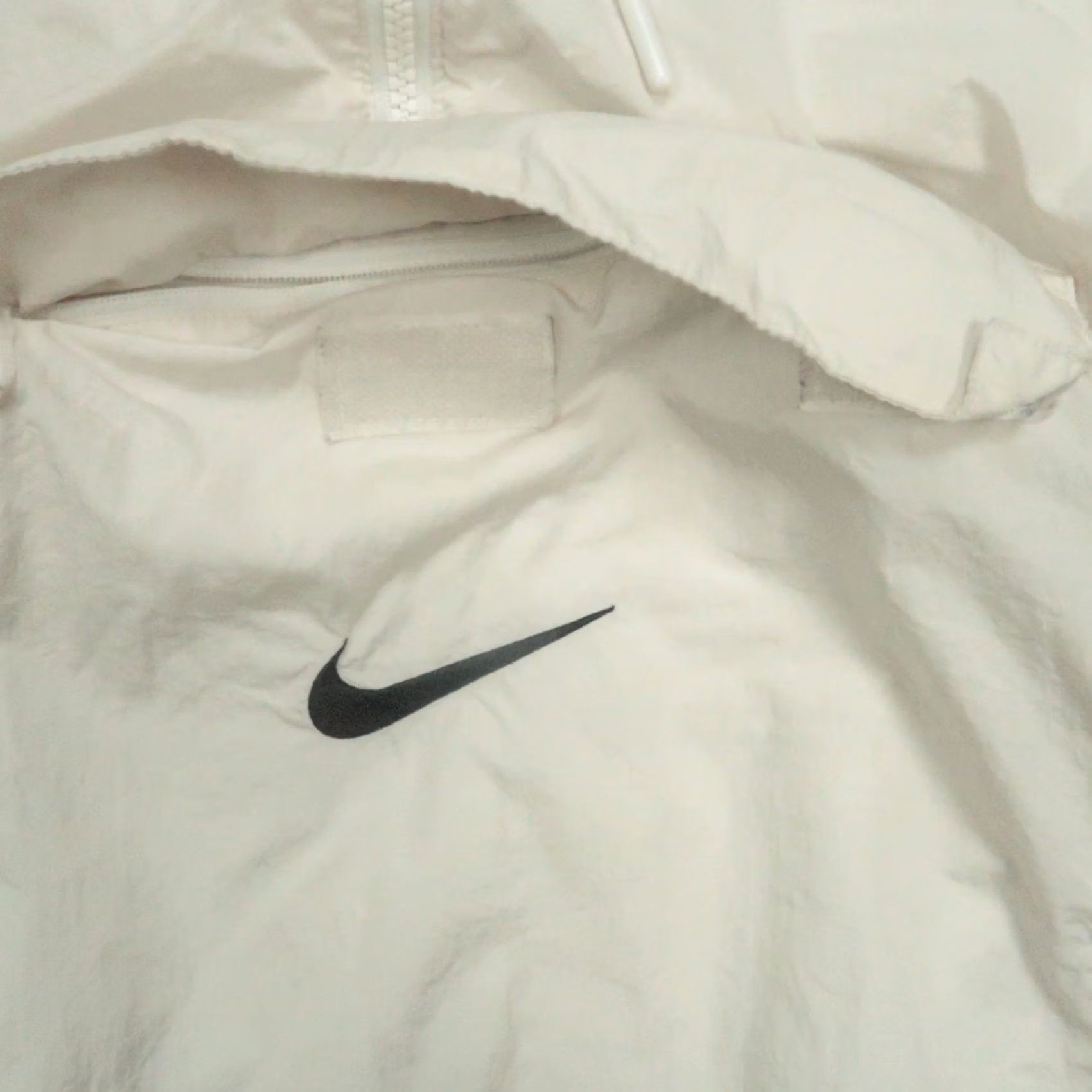 Nike Nike Jacket Mens S White NSW Big Swoosh Woven Pullover Zip Hooded Pockets 1/4 Zip Windbreaker Softshell Regular Casual Sportswear Size US S / EU 44-46 / 1 - 5 Thumbnail